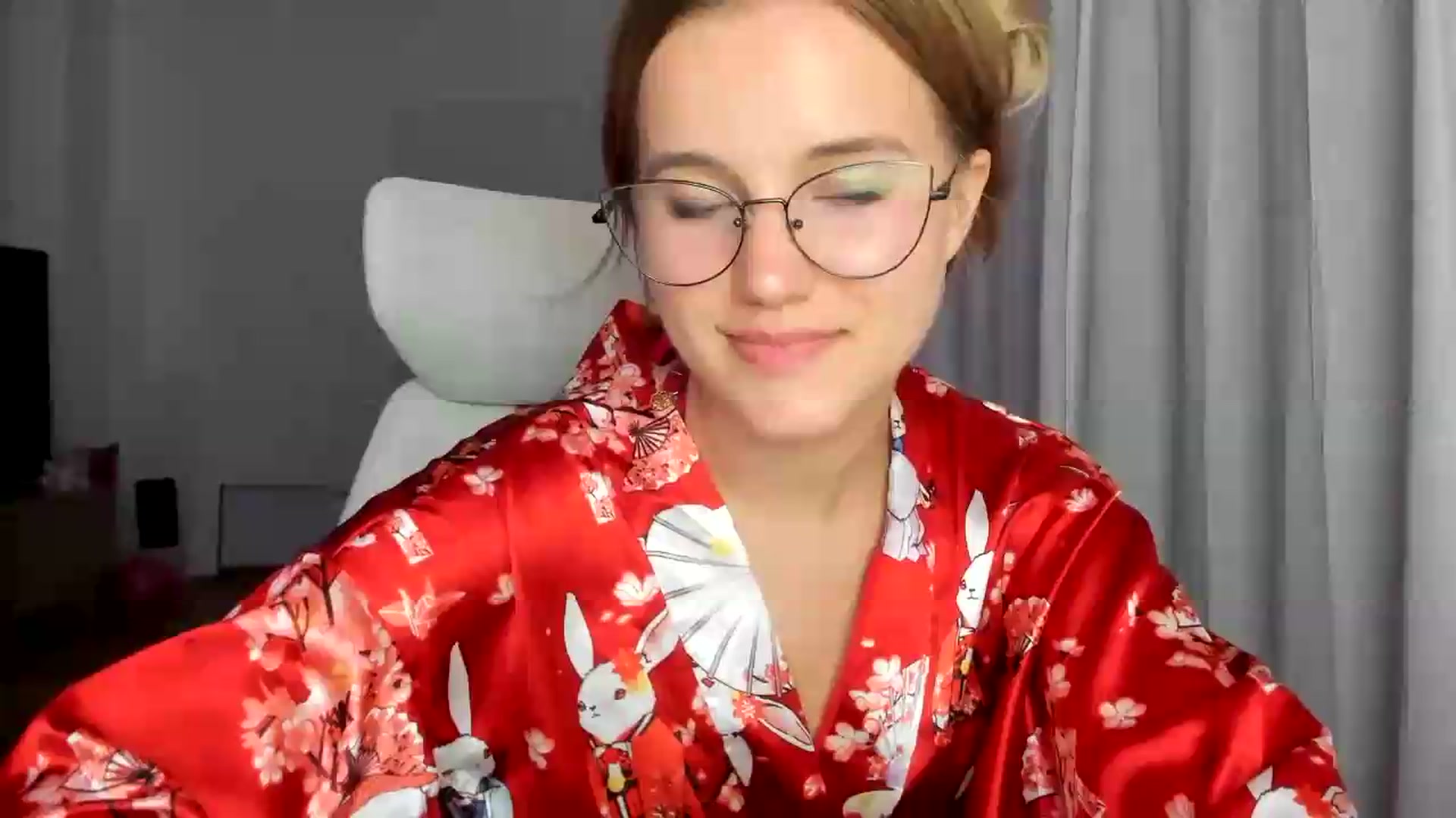 Gallery image thumbnail from Lia_lisia's myfreecams stream on, 06/20/2026, 22:45 image 18 of 20