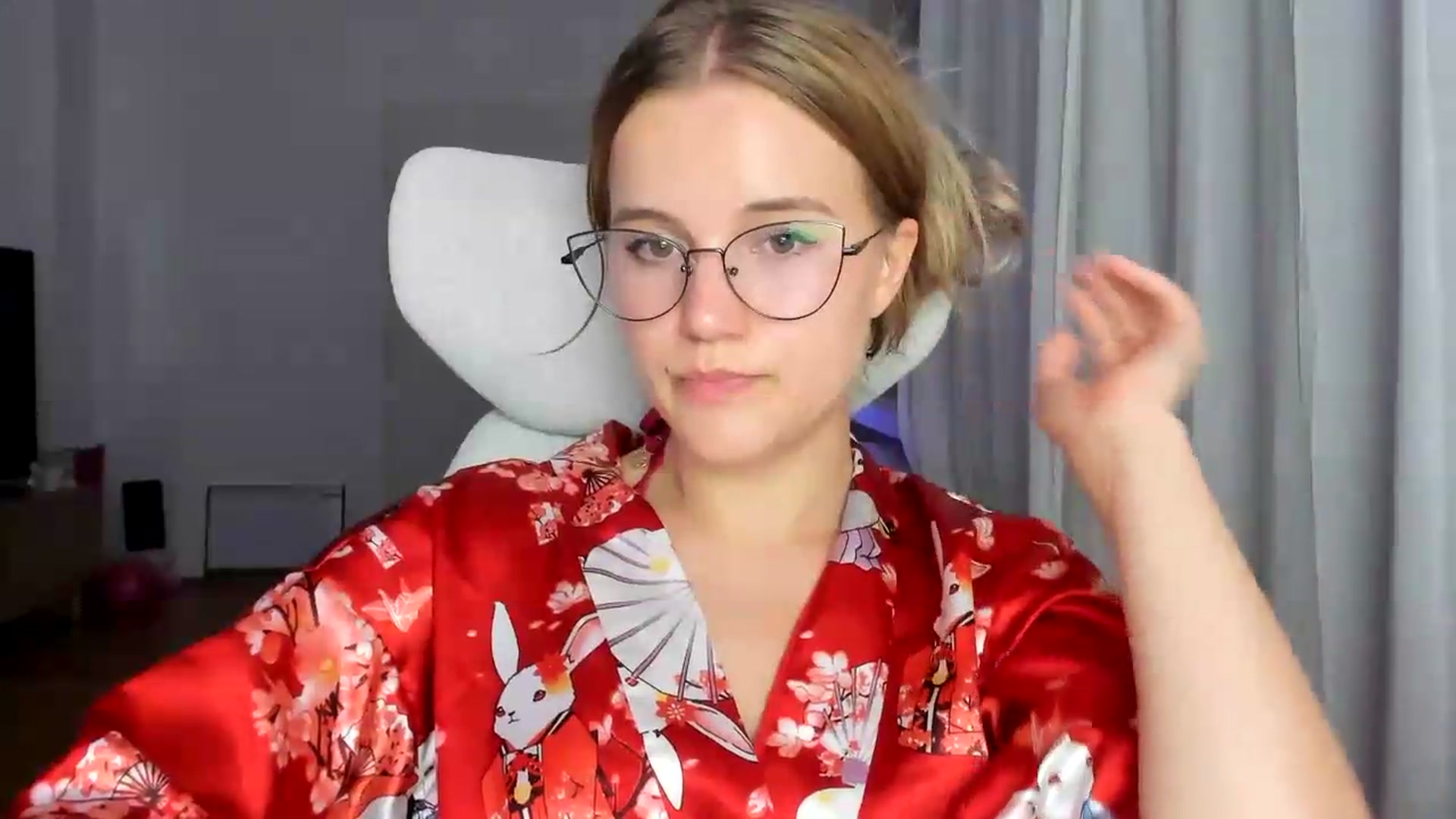 Gallery image thumbnail from Lia_lisia's myfreecams stream on, 06/20/2026, 22:45 image 9 of 20