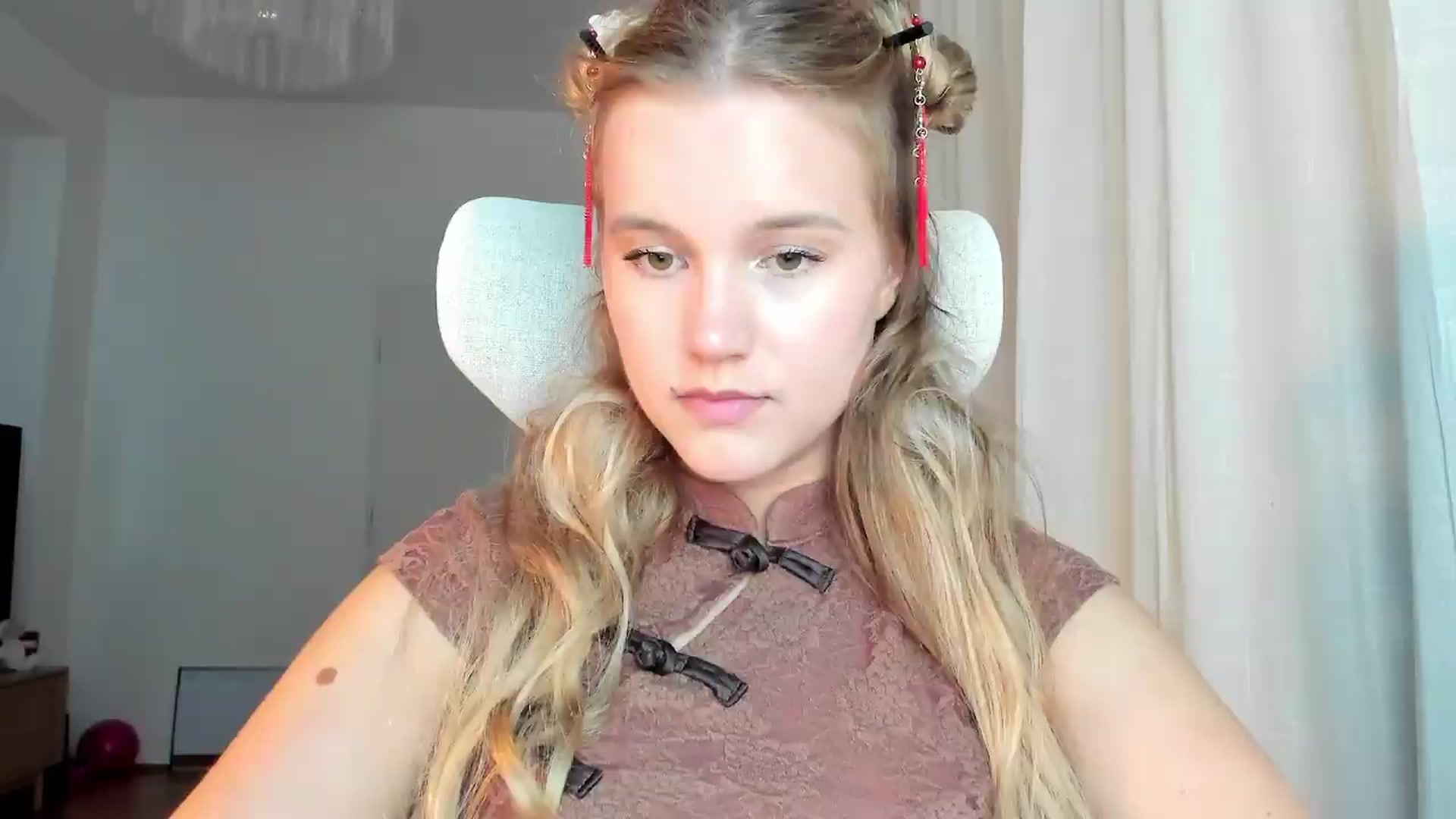 Gallery image thumbnail from Lia_lisia's myfreecams stream on, 06/22/2026, 19:42 image 1 of 20