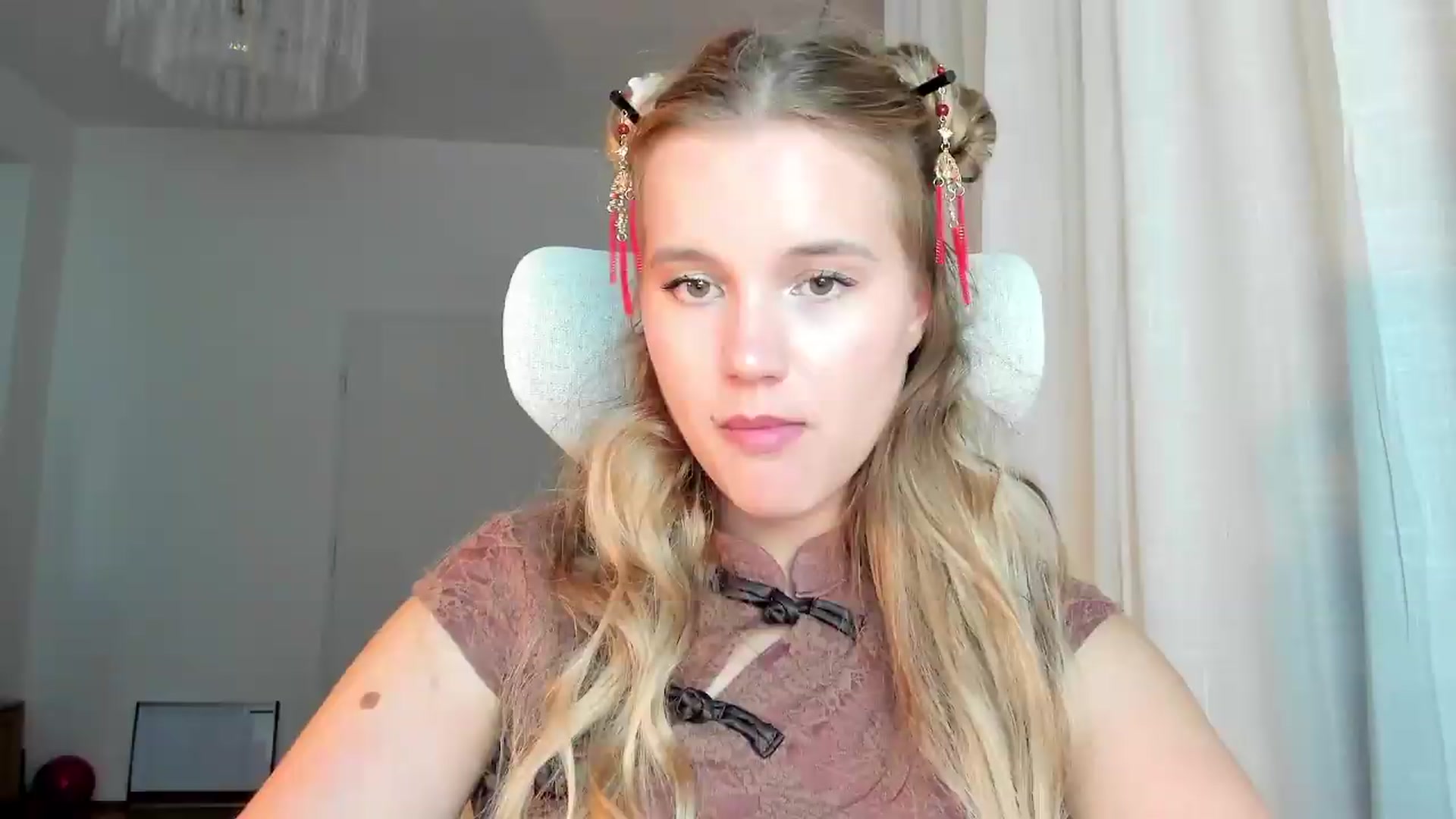 Gallery image thumbnail from Lia_lisia's myfreecams stream on, 06/22/2026, 20:11 image 17 of 20