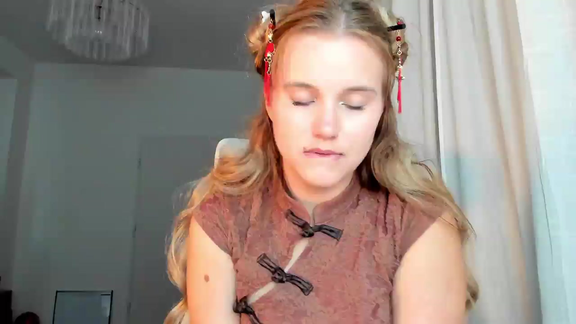 Gallery image thumbnail from Lia_lisia's myfreecams stream on, 06/22/2026, 22:02 image 20 of 20