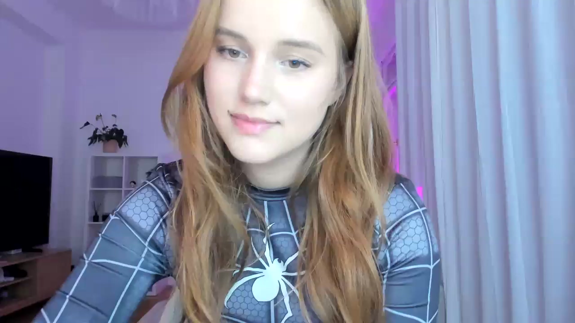 Gallery image thumbnail from Lia_lisia's myfreecams stream on, 07/06/2026, 16:58 image 10 of 20