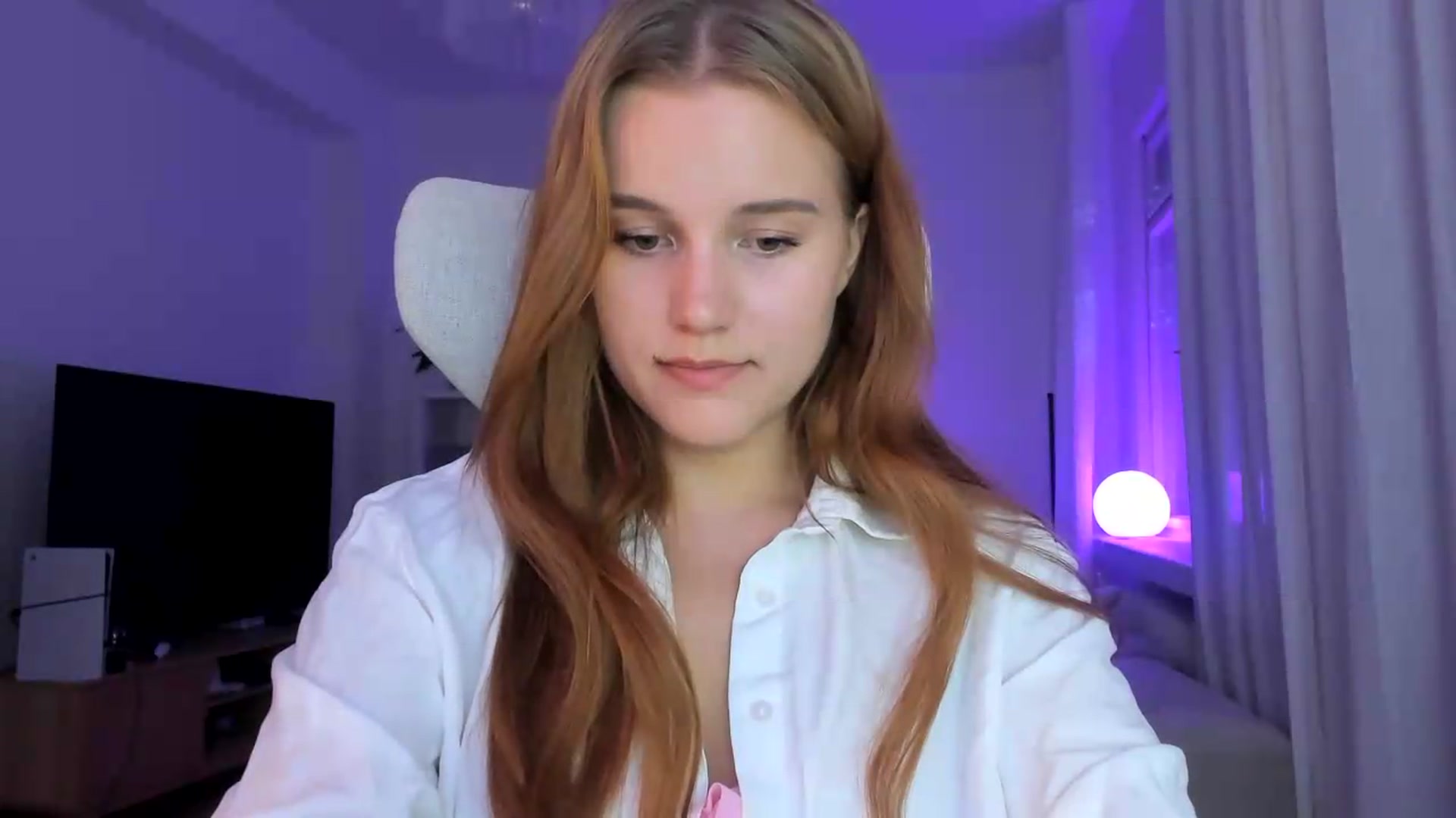 Gallery image thumbnail from Lia_lisia's myfreecams stream on, 07/07/2026, 17:05 image 17 of 20