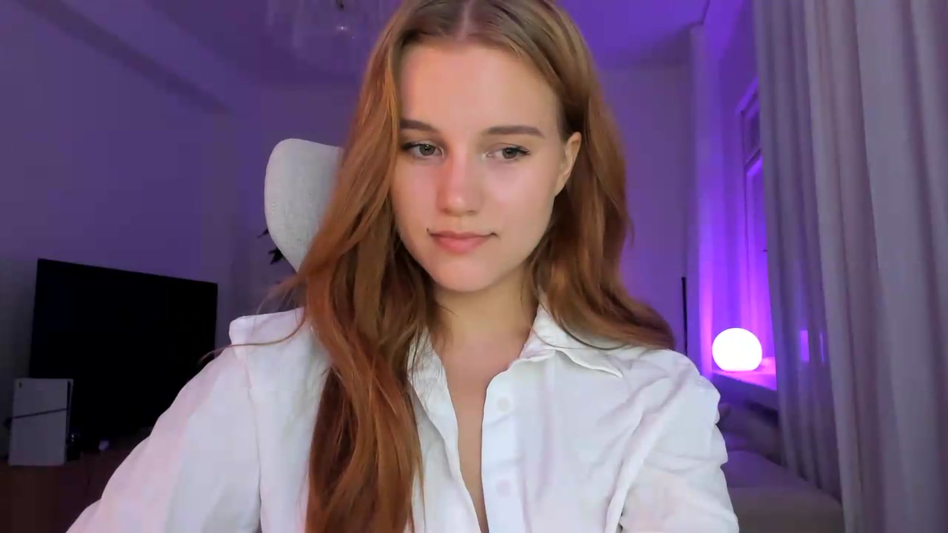 Gallery image thumbnail from Lia_lisia's myfreecams stream on, 07/07/2026, 17:05 image 12 of 20