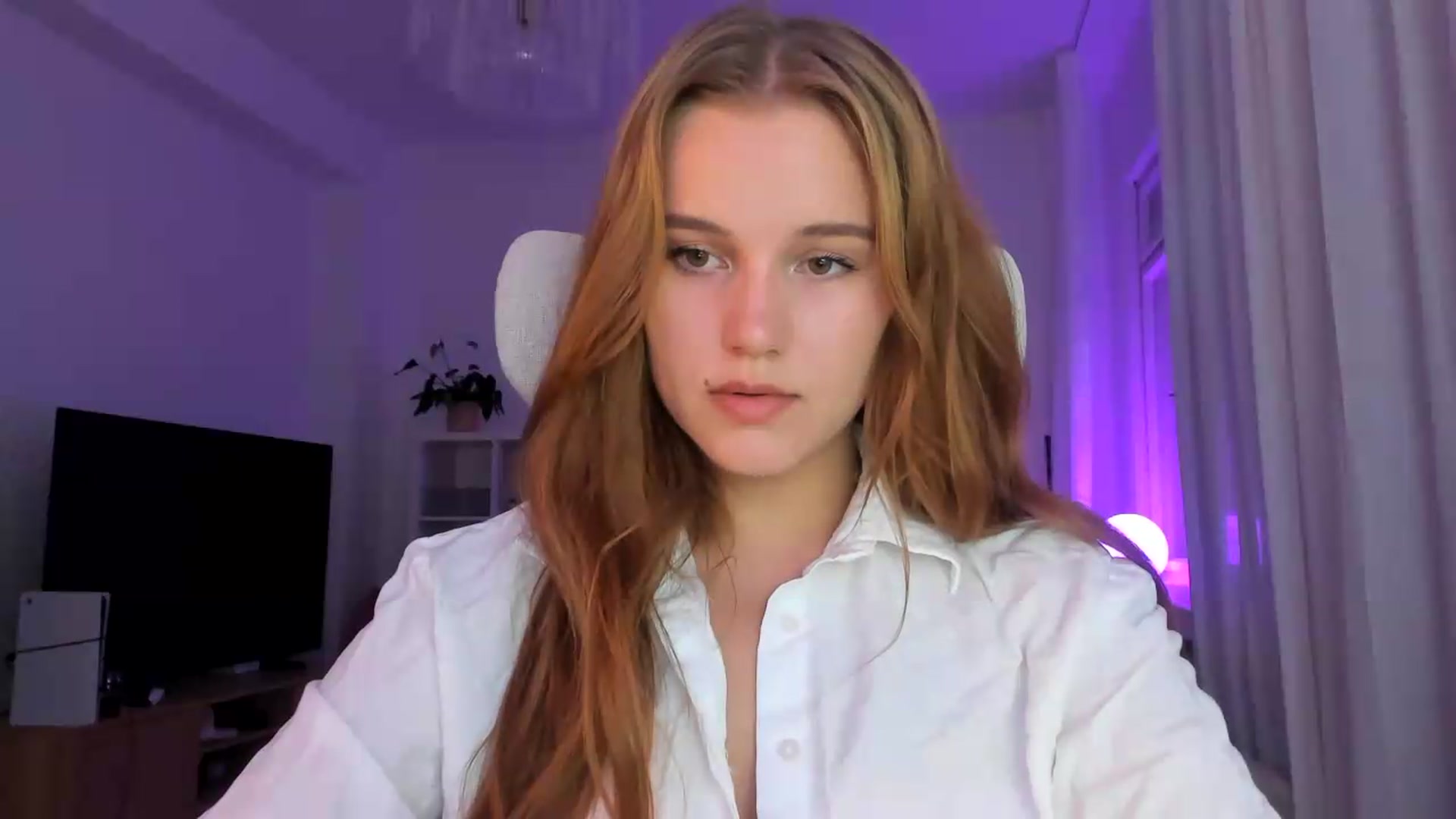 Gallery image thumbnail from Lia_lisia's myfreecams stream on, 07/07/2026, 17:05 image 2 of 20