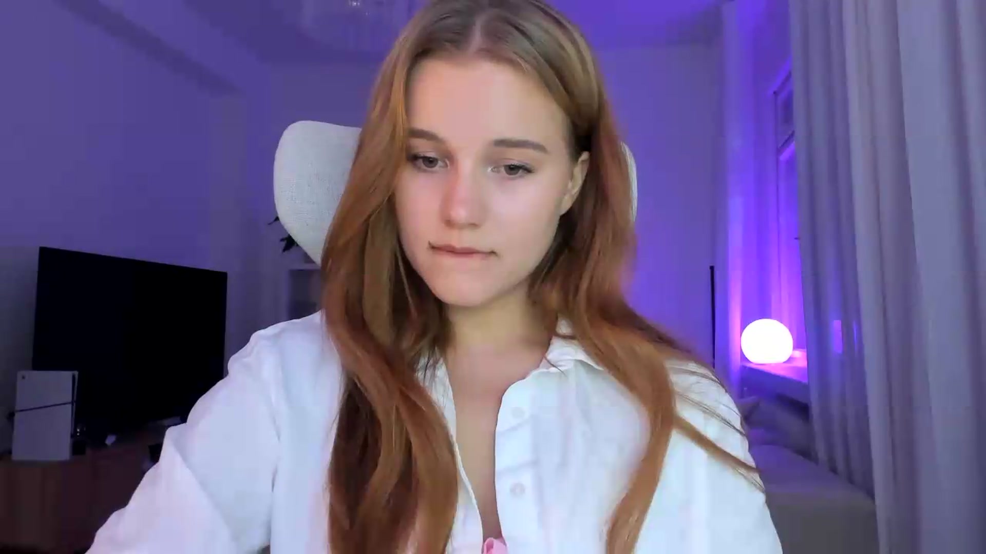 Gallery image thumbnail from Lia_lisia's myfreecams stream on, 07/07/2026, 17:05 image 18 of 20