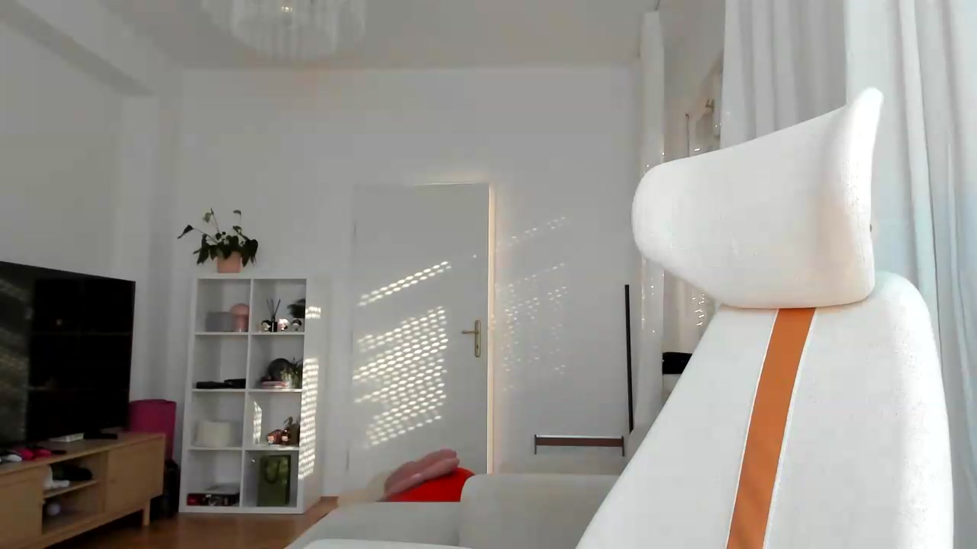 Gallery image thumbnail from Lia_lisia's myfreecams stream on, 07/21/2026, 16:49 image 16 of 20