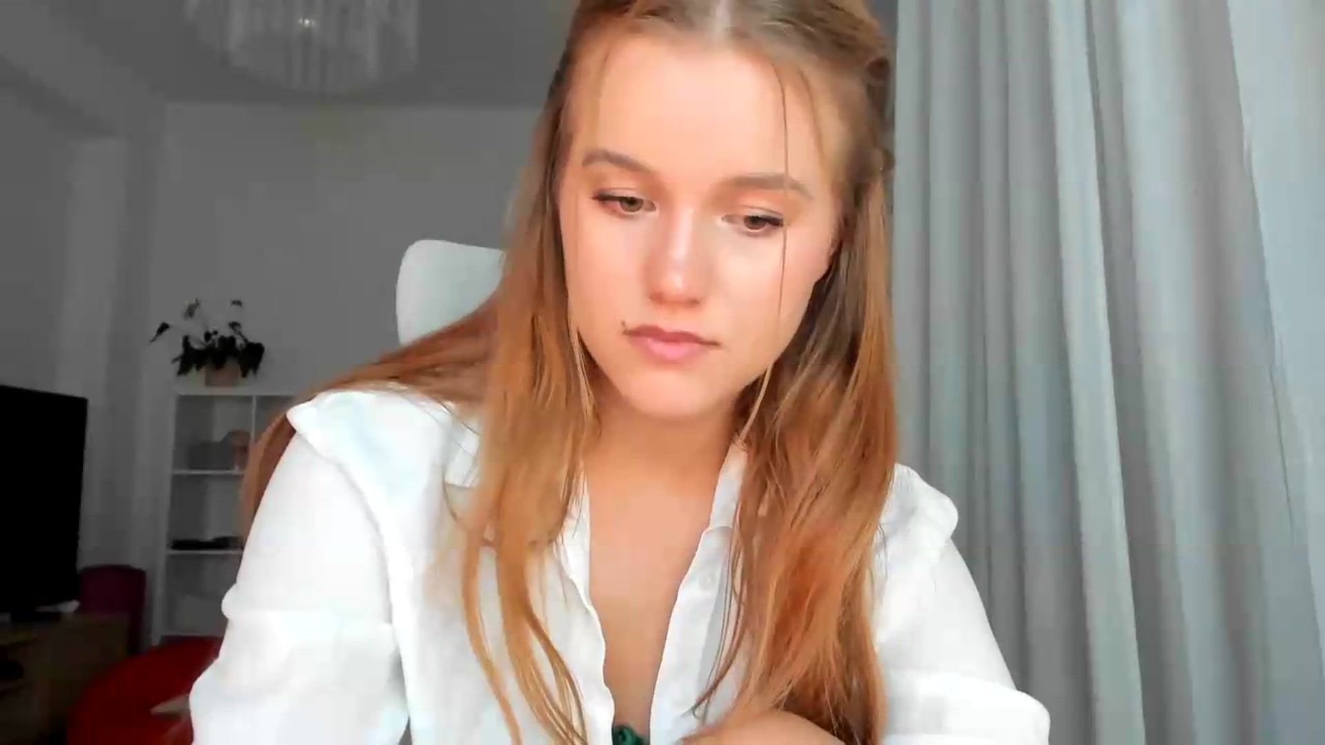 Gallery image thumbnail from Lia_lisia's myfreecams stream on, 07/23/2026, 21:02 image 20 of 20
