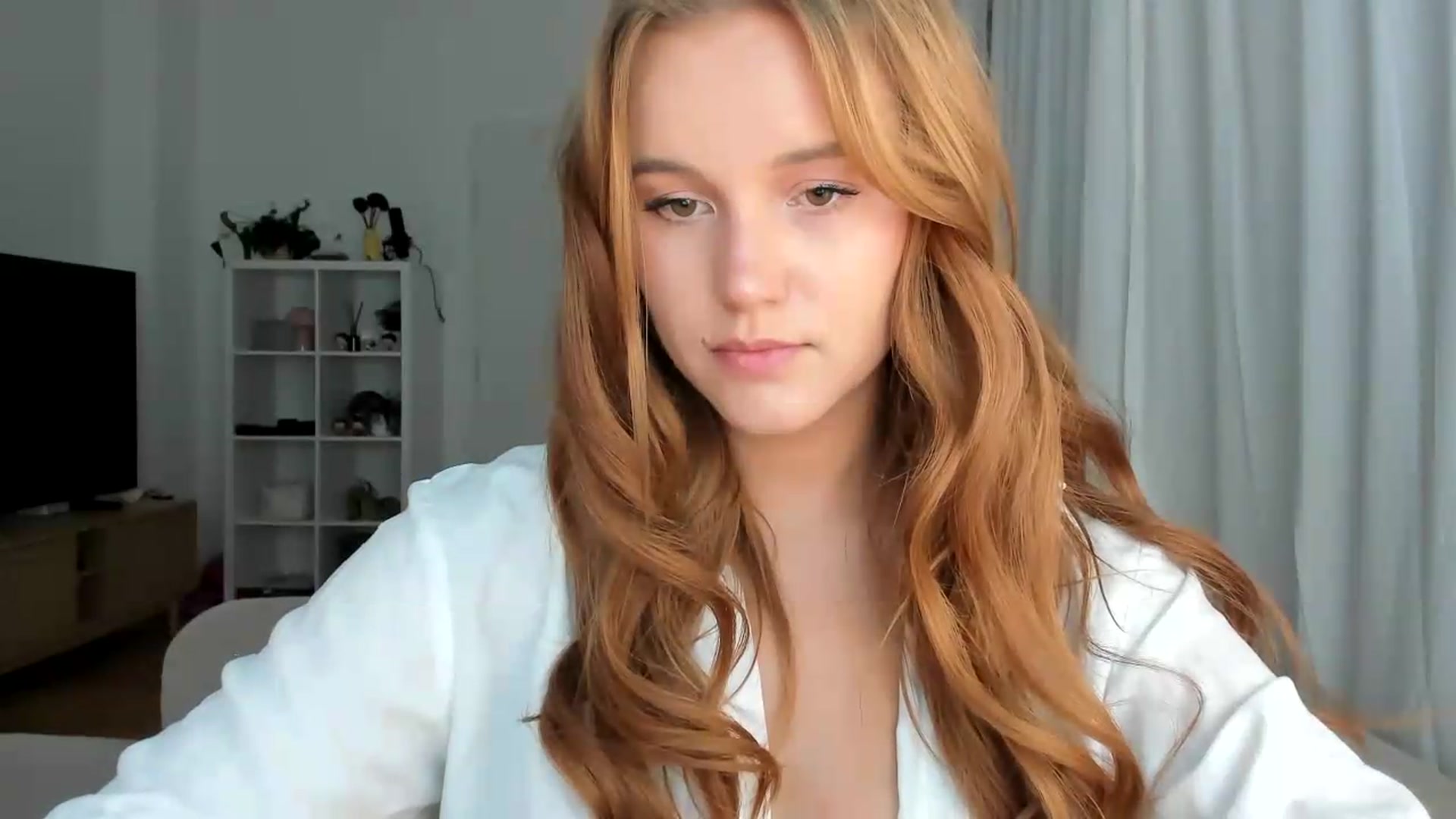 Gallery image thumbnail from Lia_lisia's myfreecams stream on, 08/13/2026, 12:21 image 4 of 20