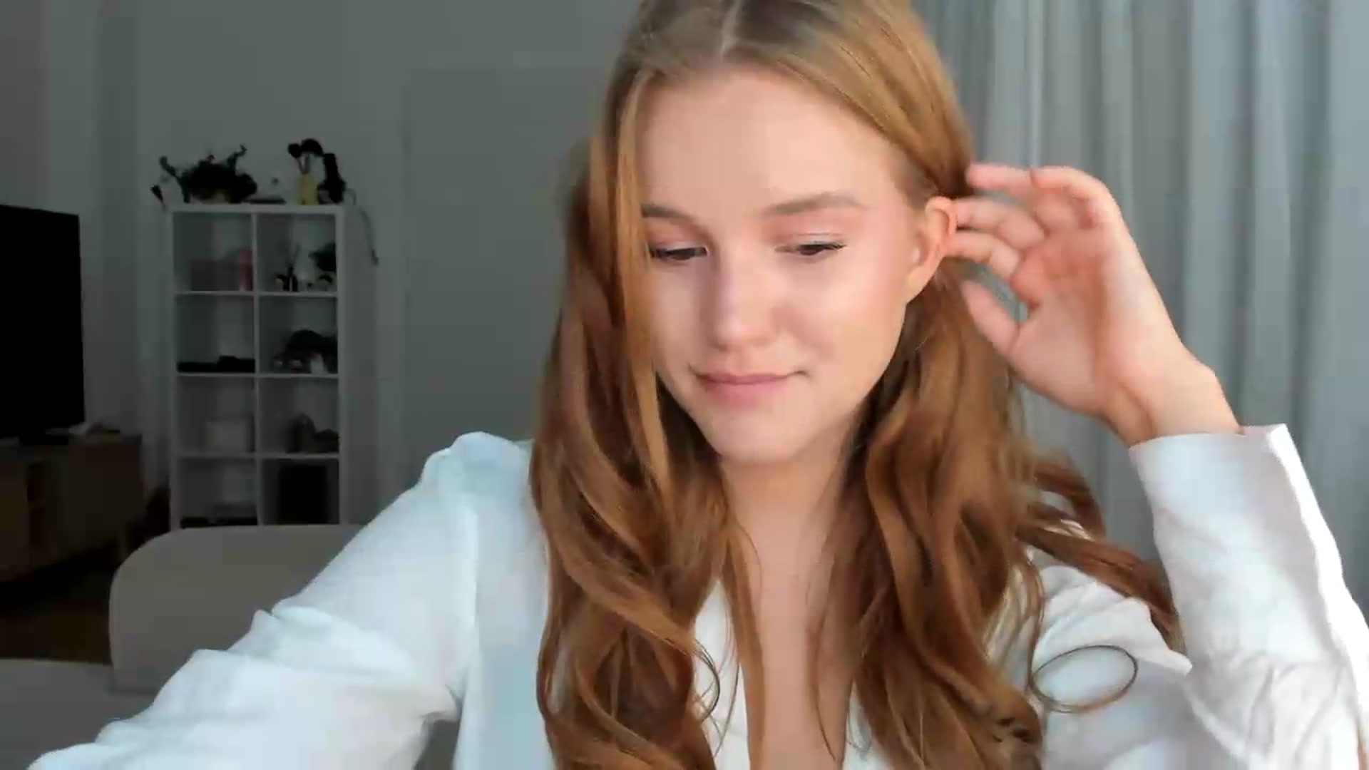 Gallery image thumbnail from Lia_lisia's myfreecams stream on, 08/13/2026, 12:21 image 6 of 20