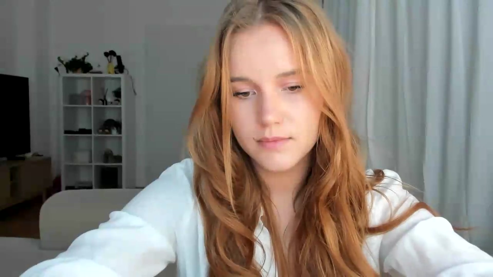 Gallery image thumbnail from Lia_lisia's myfreecams stream on, 08/13/2026, 12:21 image 14 of 20