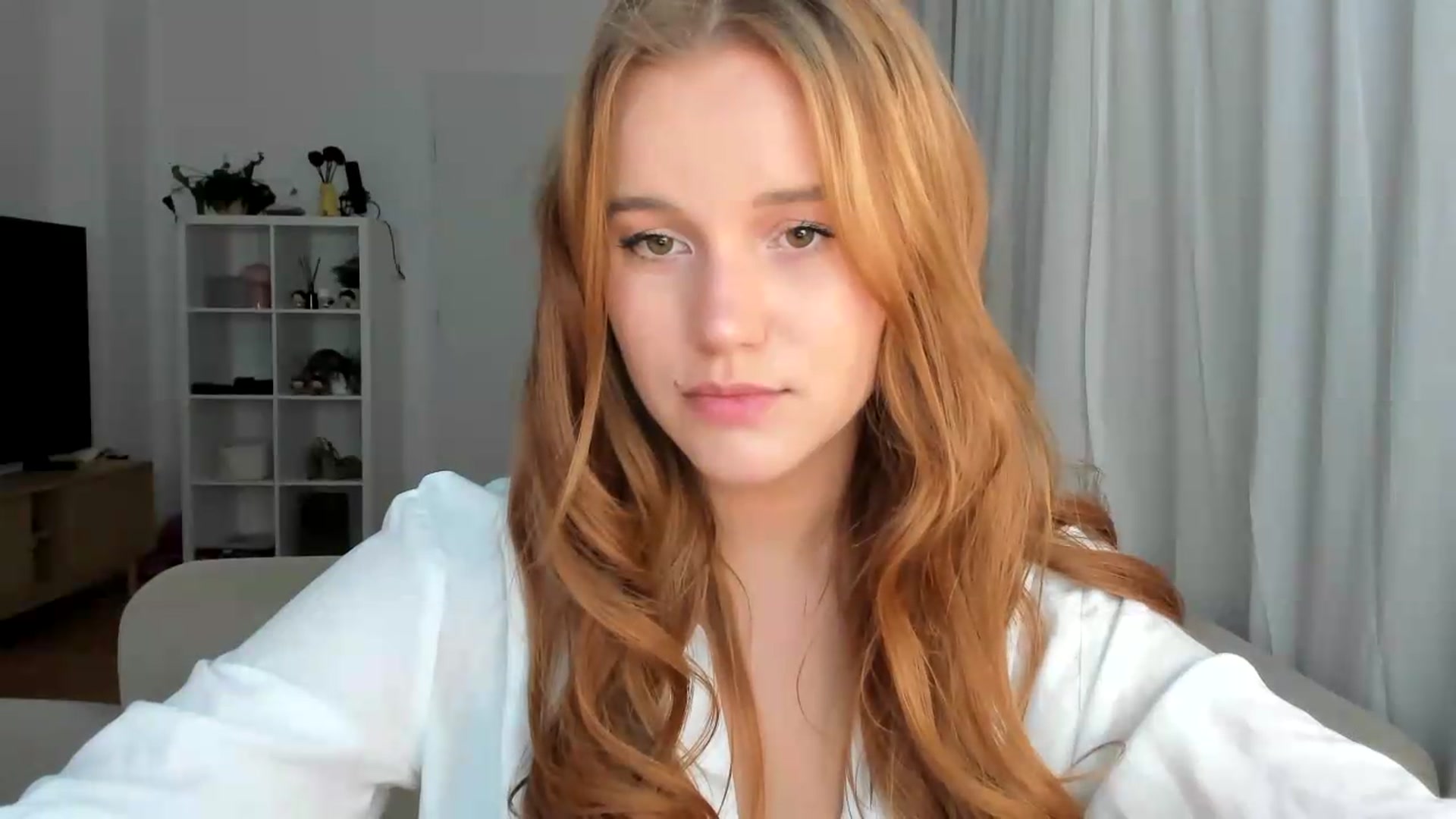 Gallery image thumbnail from Lia_lisia's myfreecams stream on, 08/13/2026, 12:21 image 8 of 20