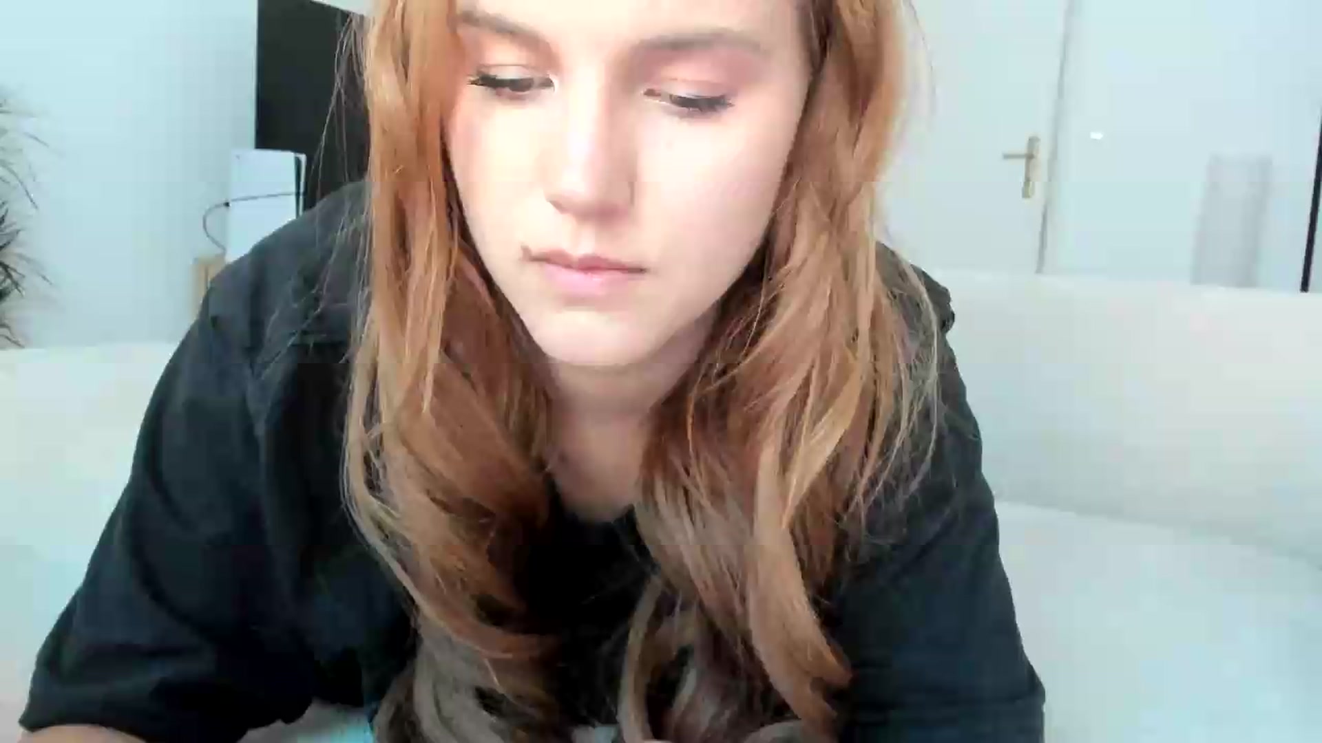 Gallery image thumbnail from Lia_lisia's myfreecams stream on, 08/13/2026, 15:14 image 1 of 20