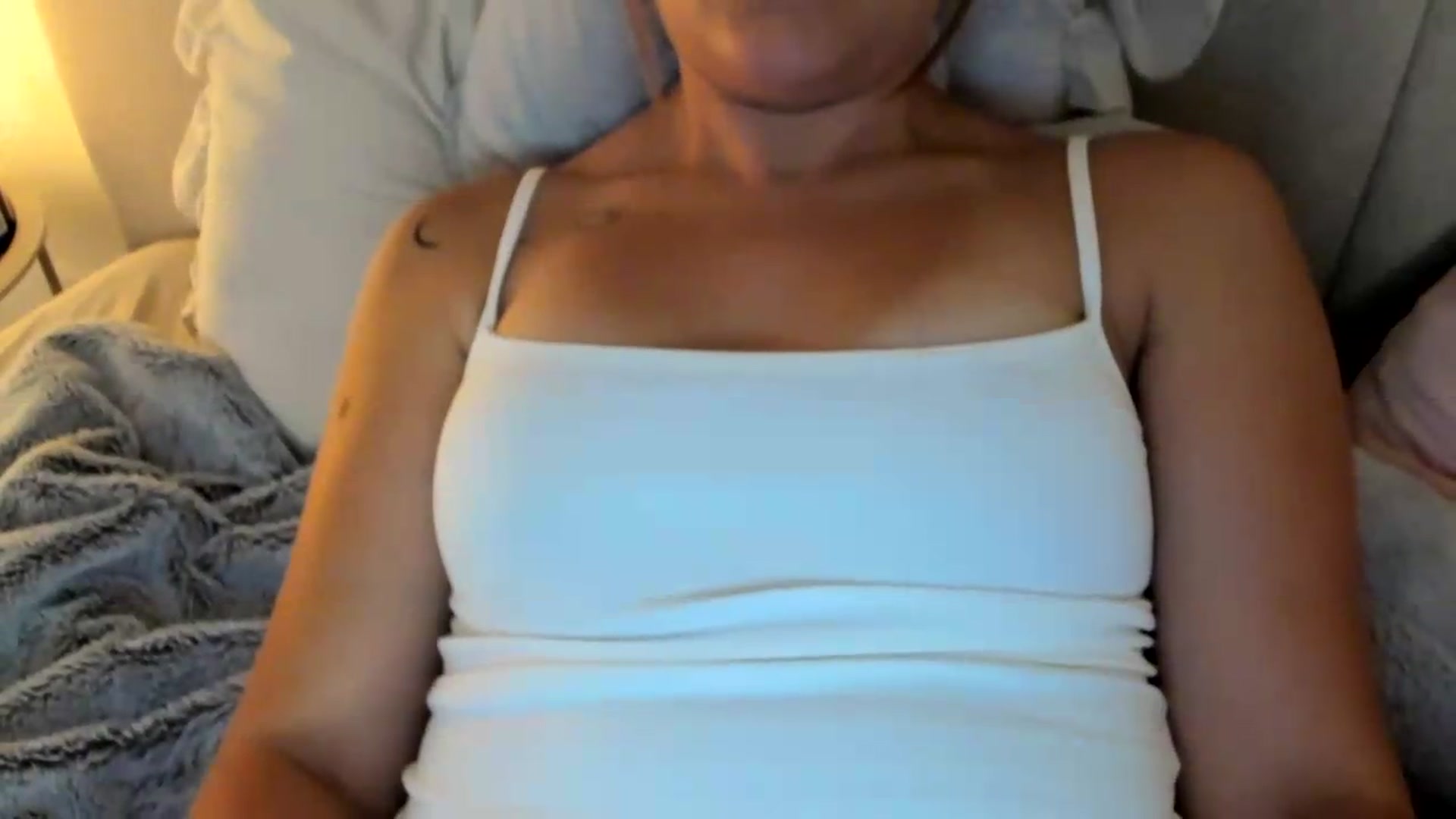 Gallery image thumbnail from Lia_lisia's myfreecams stream on, 08/15/2026, 17:44 image 5 of 20