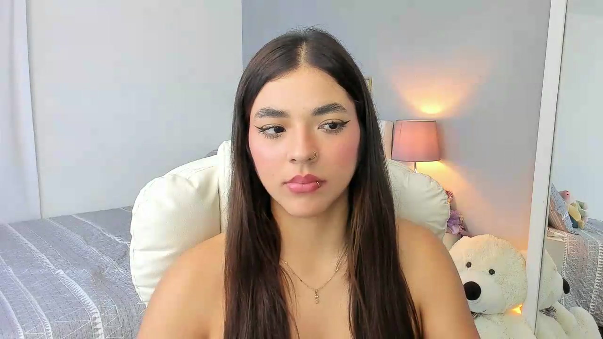 Gallery image thumbnail from Liaa_'s myfreecams stream on, 05/19/2026, 24:00 image 4 of 20