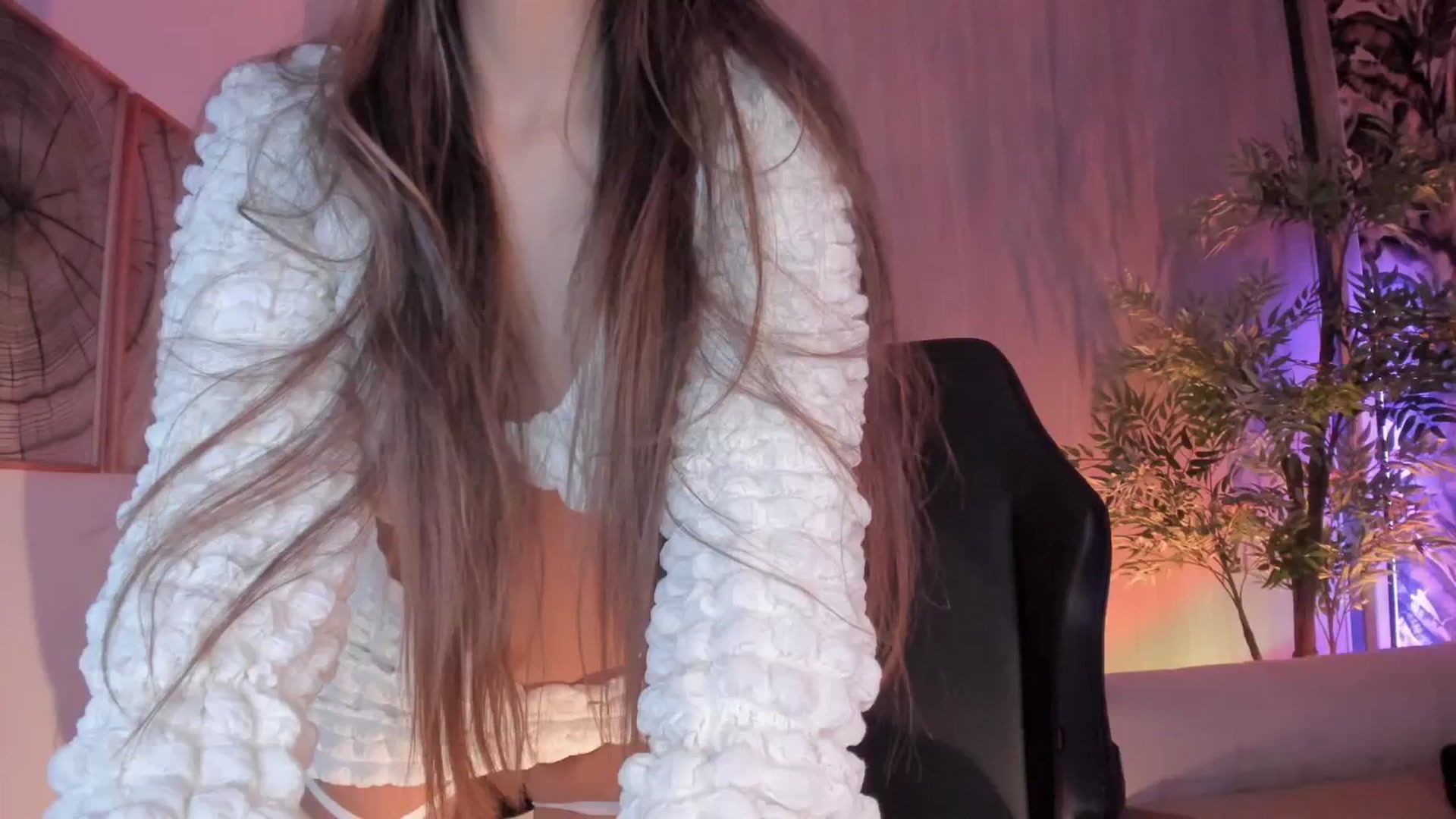 Gallery image thumbnail from Liacromwell's myfreecams stream on, 07/05/2025, 06:33 image 13 of 20