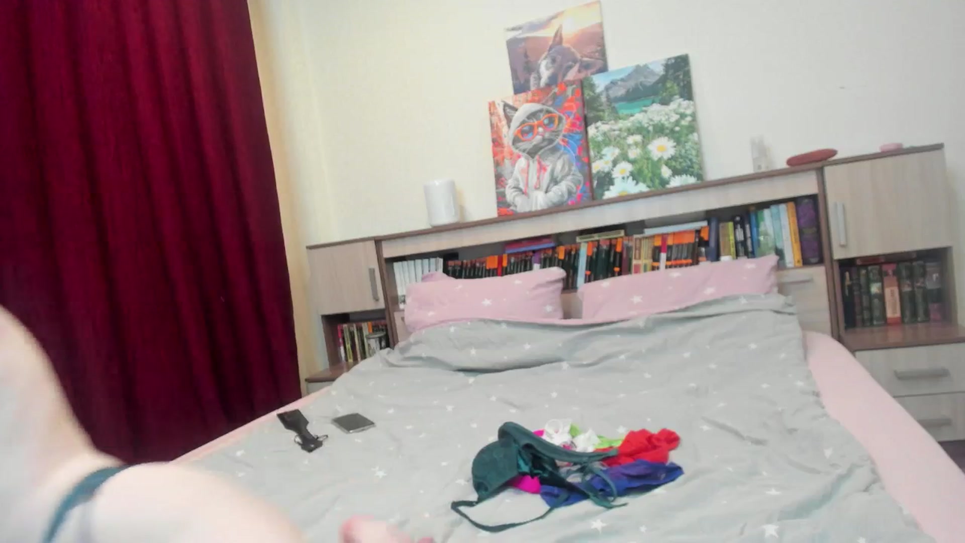 Gallery image thumbnail from LianaMiller88's myfreecams stream on, 04/19/2025, 20:29 image 10 of 20