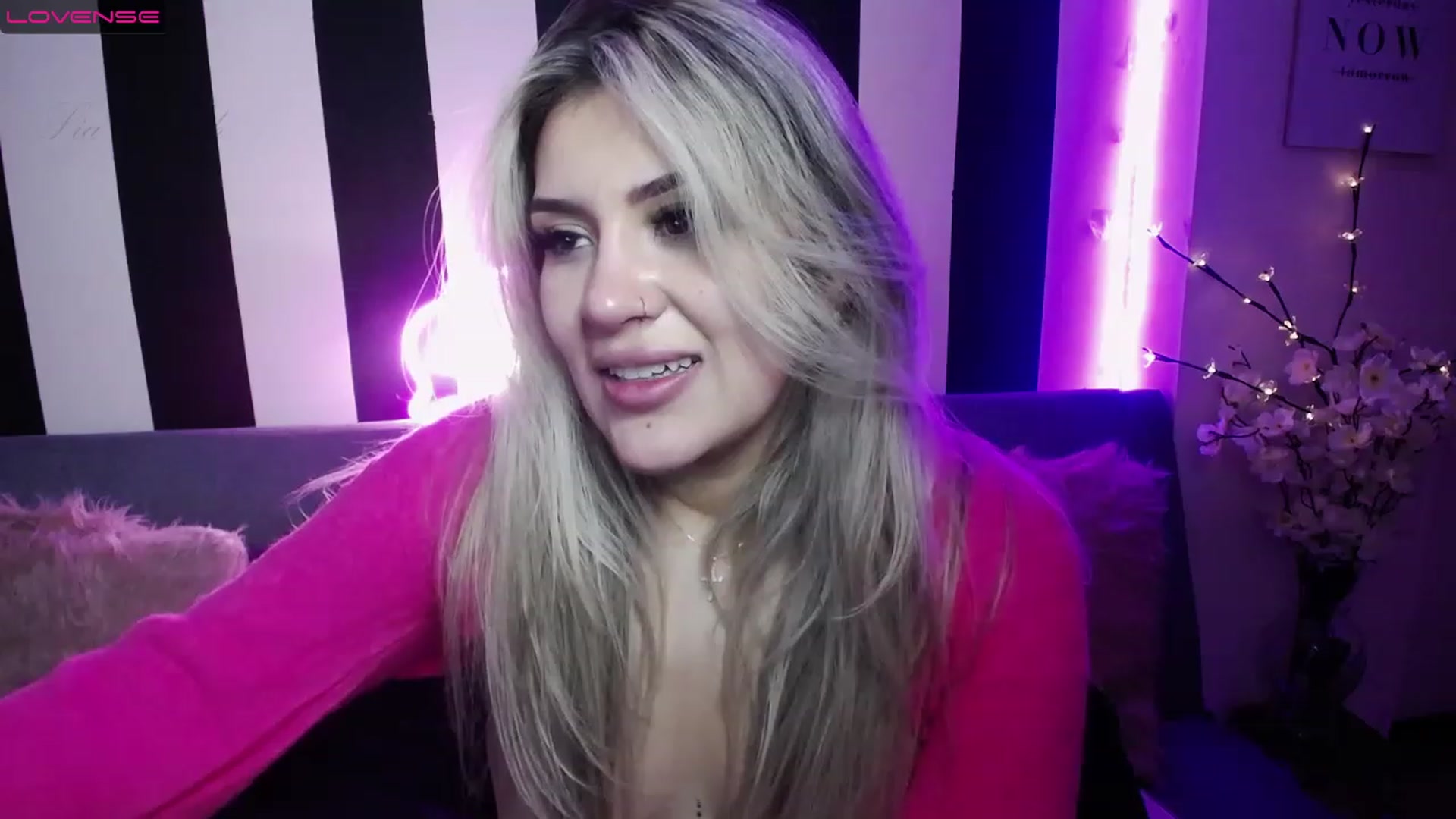 Gallery image thumbnail from Liasmithlatam's myfreecams stream on, 02/14/2023, 06:54 image 11 of 20