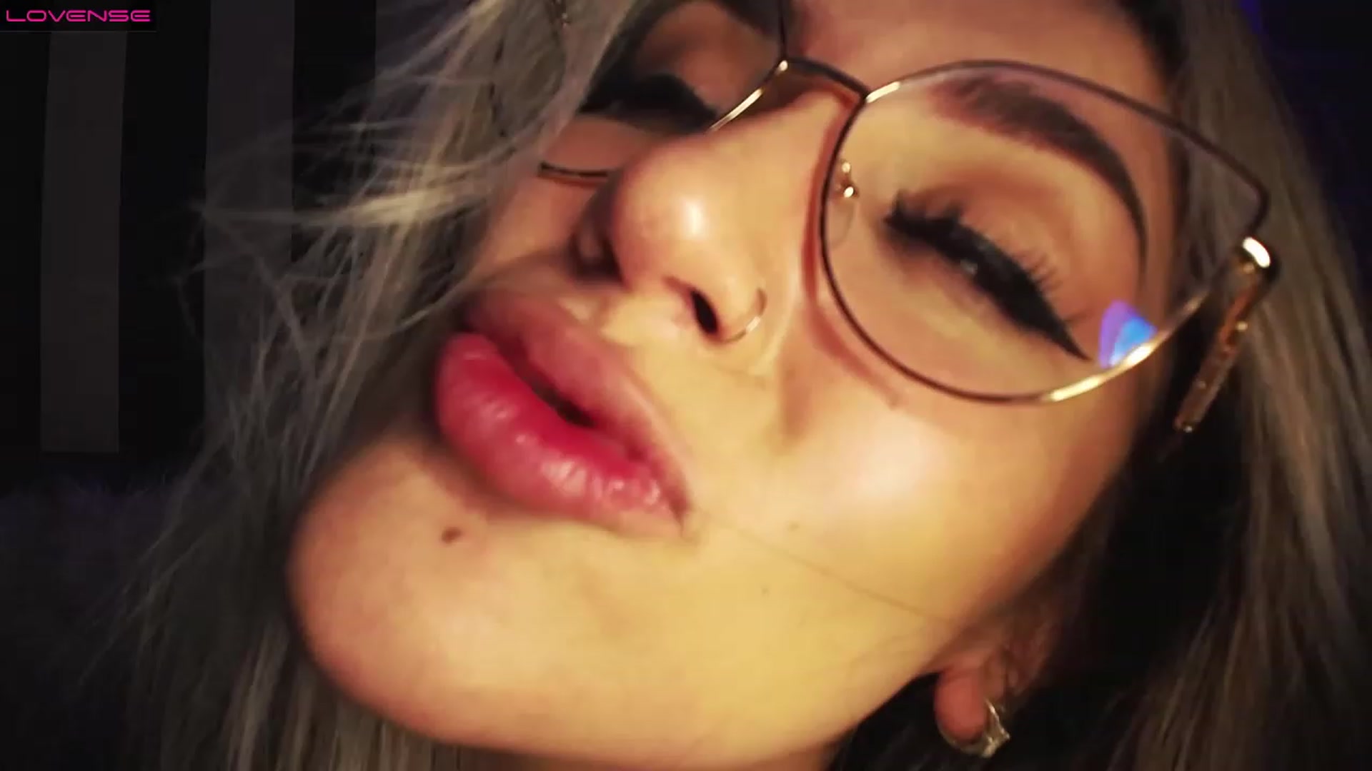Gallery image thumbnail from Liasmithlatam's myfreecams stream on, 03/08/2023, 06:49 image 5 of 20