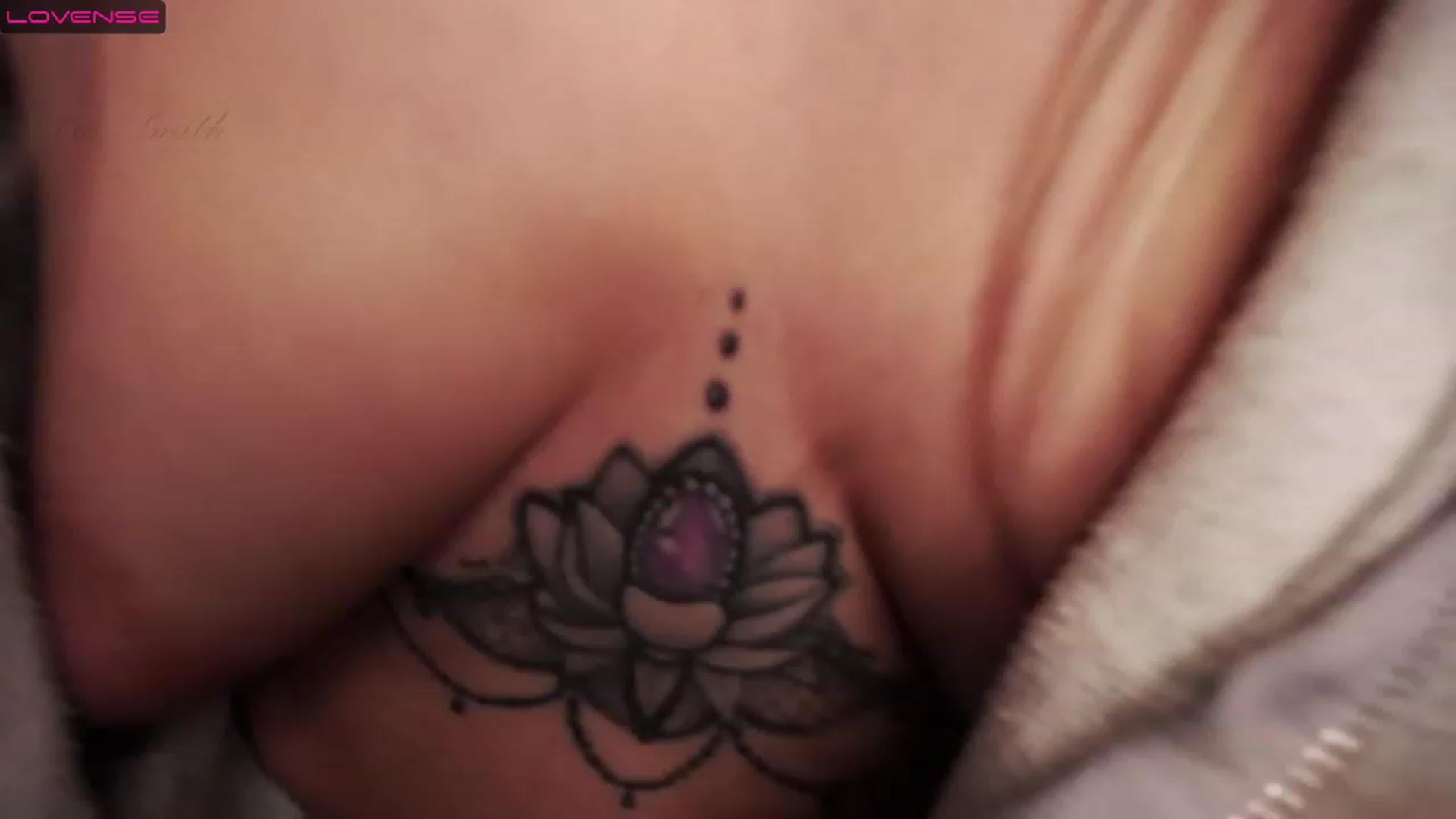 Gallery image thumbnail from Liasmithlatam's myfreecams stream on, 03/21/2023, 07:03 image 8 of 20
