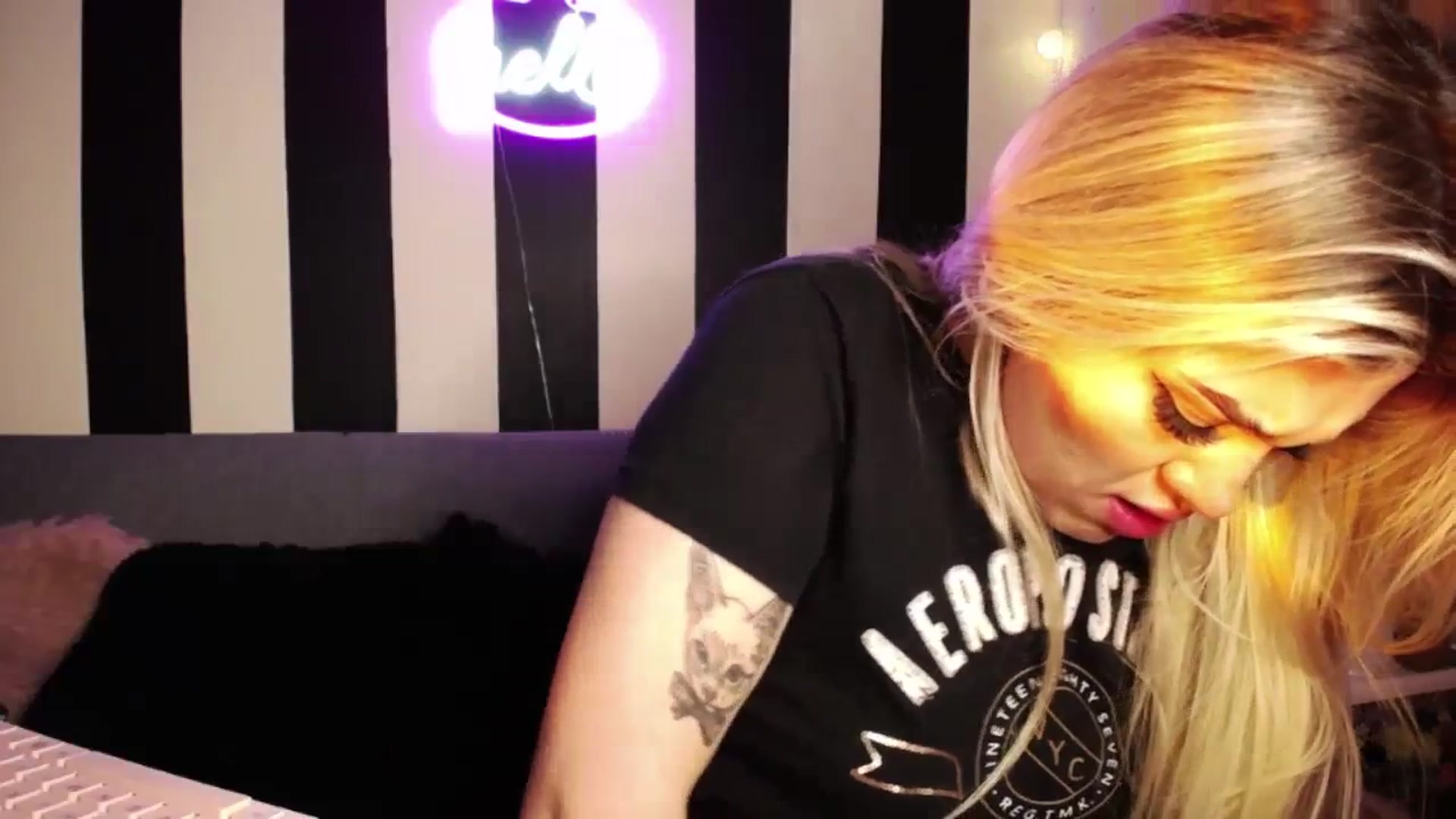Gallery image thumbnail from Liasmithlatam's myfreecams stream on, 08/29/2023, 08:19 image 3 of 20