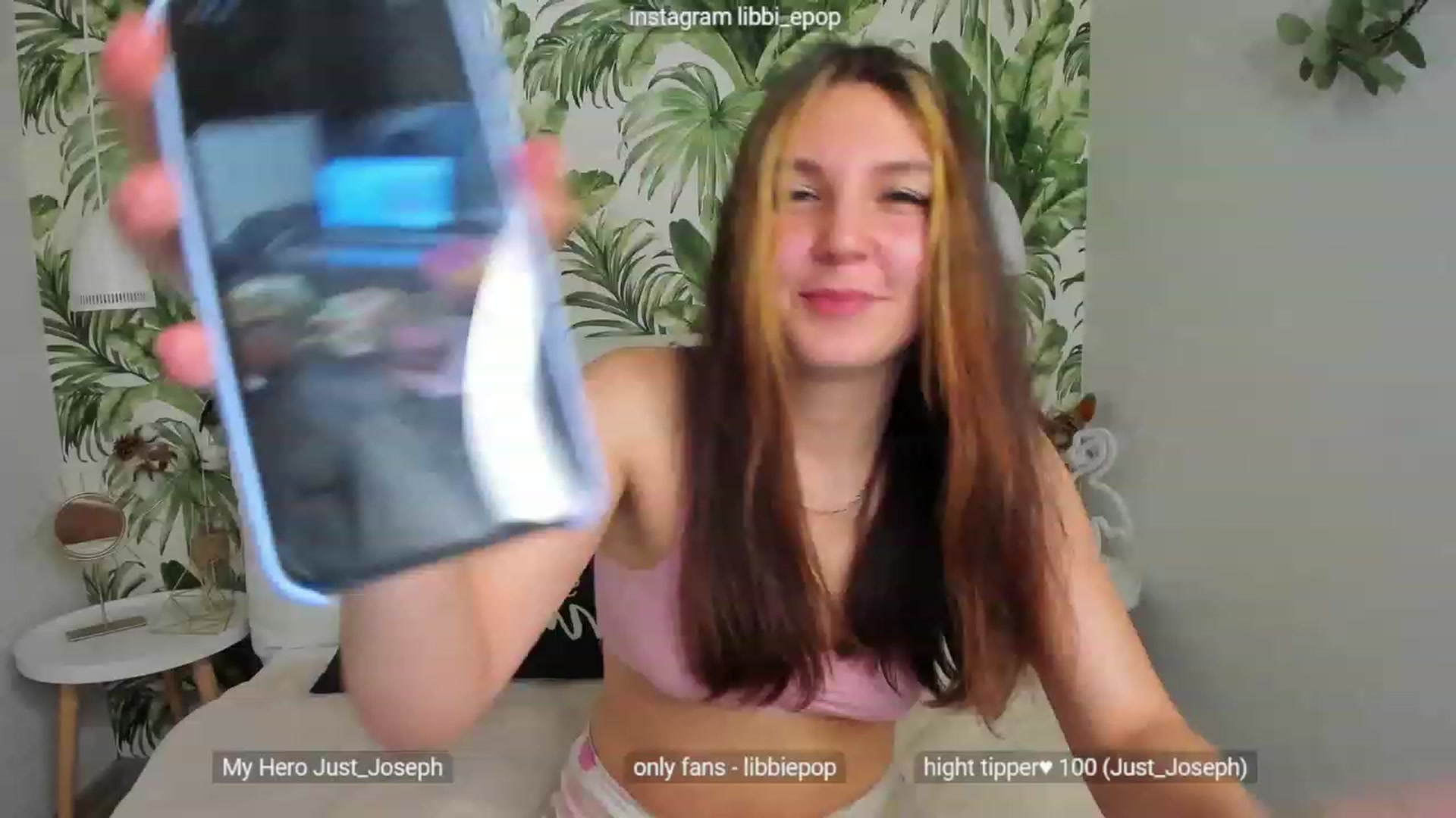 Gallery image thumbnail from LibbiePop's myfreecams stream on, 11/25/2022, 23:19 image 10 of 20
