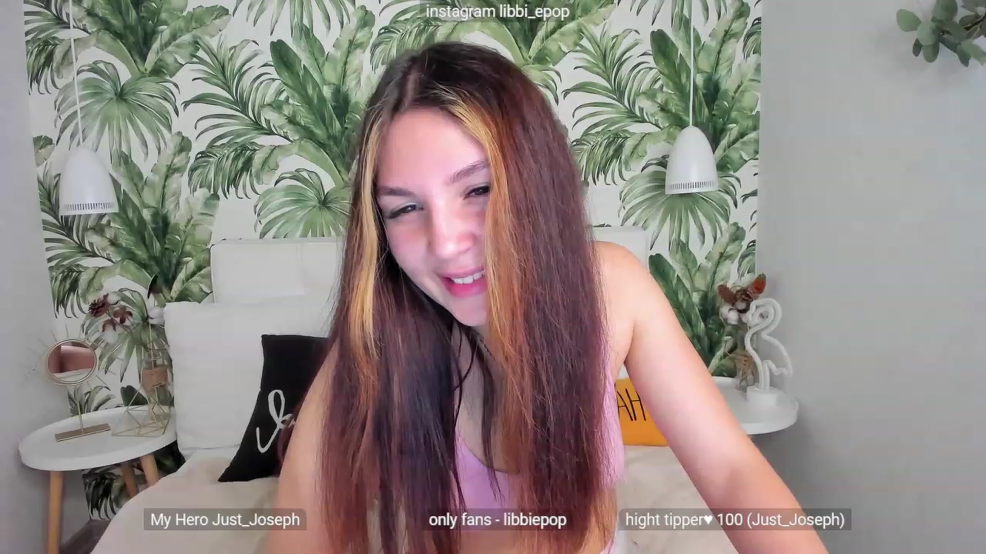 Gallery image thumbnail from LibbiePop's myfreecams stream on, 11/25/2022, 23:19 image 14 of 20
