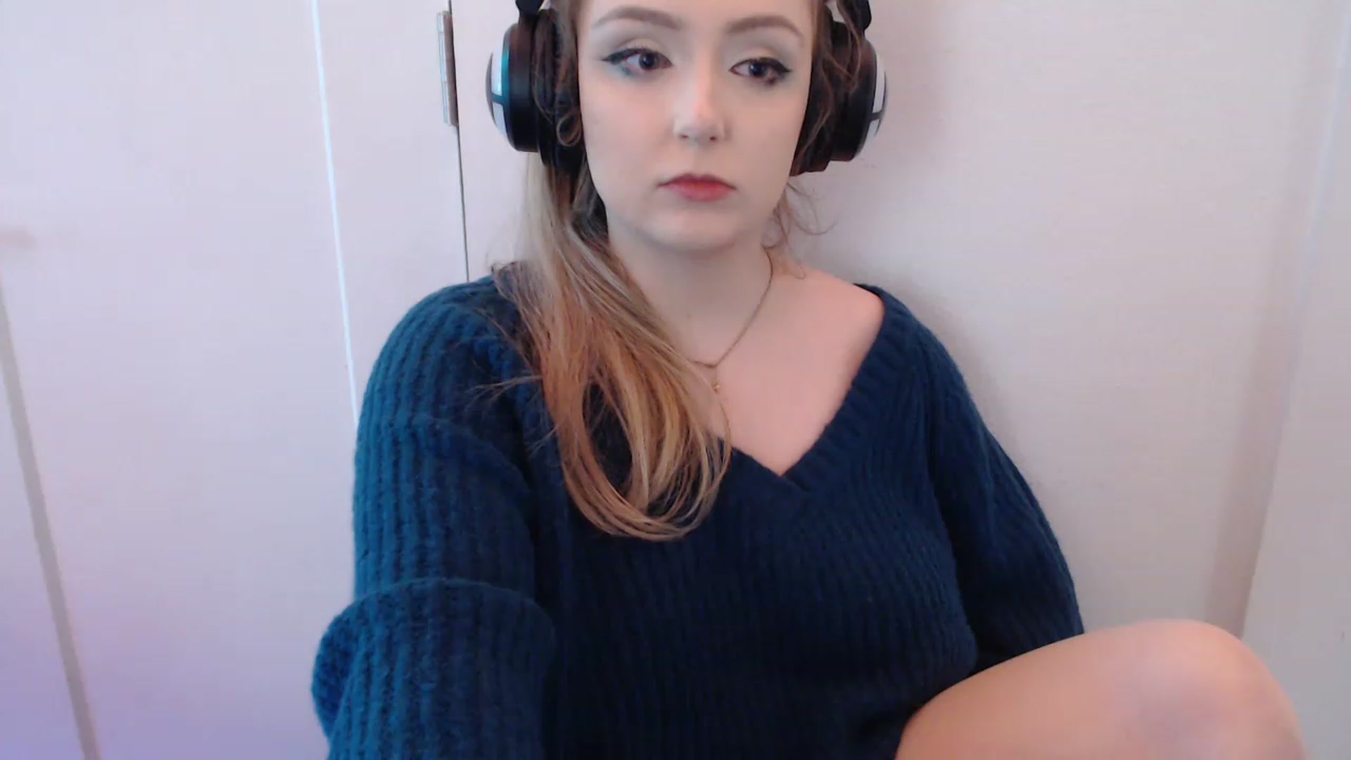 Gallery image thumbnail from LibbyxDoe's myfreecams stream on, 11/19/2022, 15:53 image 10 of 20