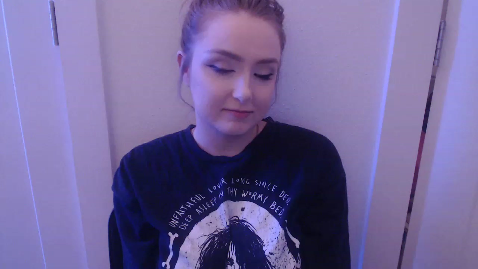 Gallery image thumbnail from LibbyxDoe's myfreecams stream on, 12/08/2022, 10:41 image 3 of 20