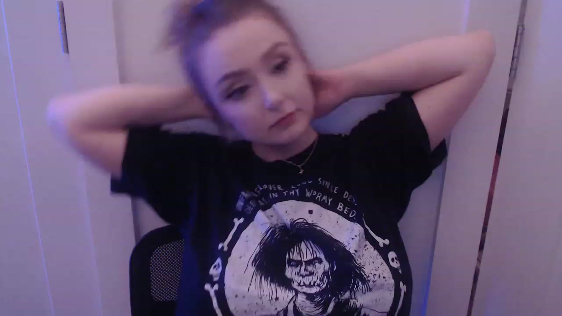 Gallery image thumbnail from LibbyxDoe's myfreecams stream on, 12/08/2022, 10:41 image 7 of 20