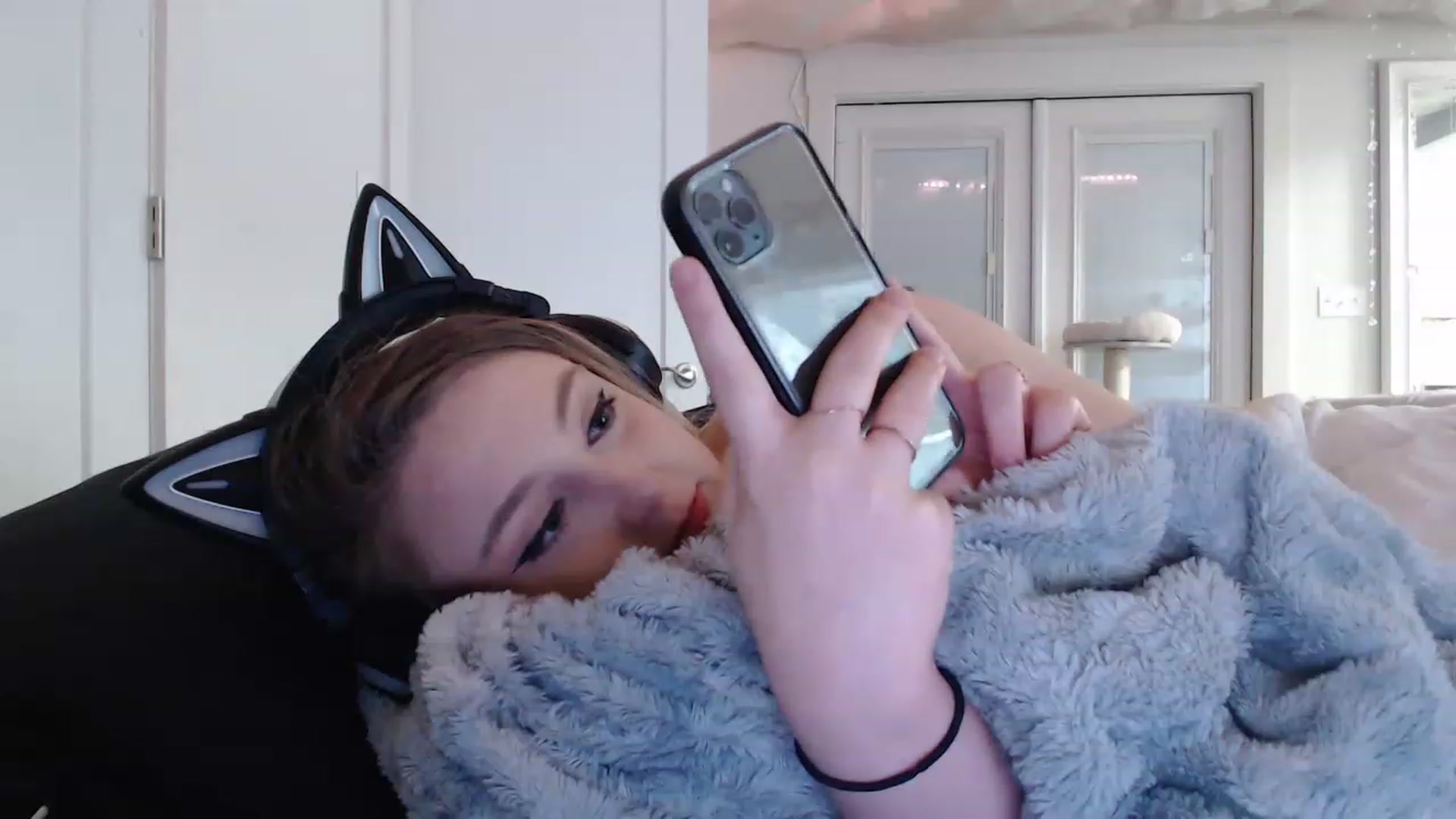 Gallery image thumbnail from LibbyxDoe's myfreecams stream on, 12/15/2022, 09:57 image 2 of 20