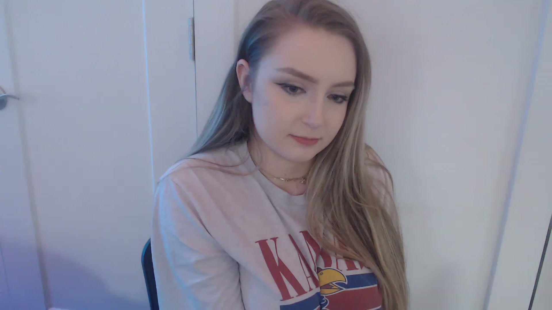 Gallery image thumbnail from LibbyxDoe's myfreecams stream on, 01/01/2023, 16:23 image 8 of 20