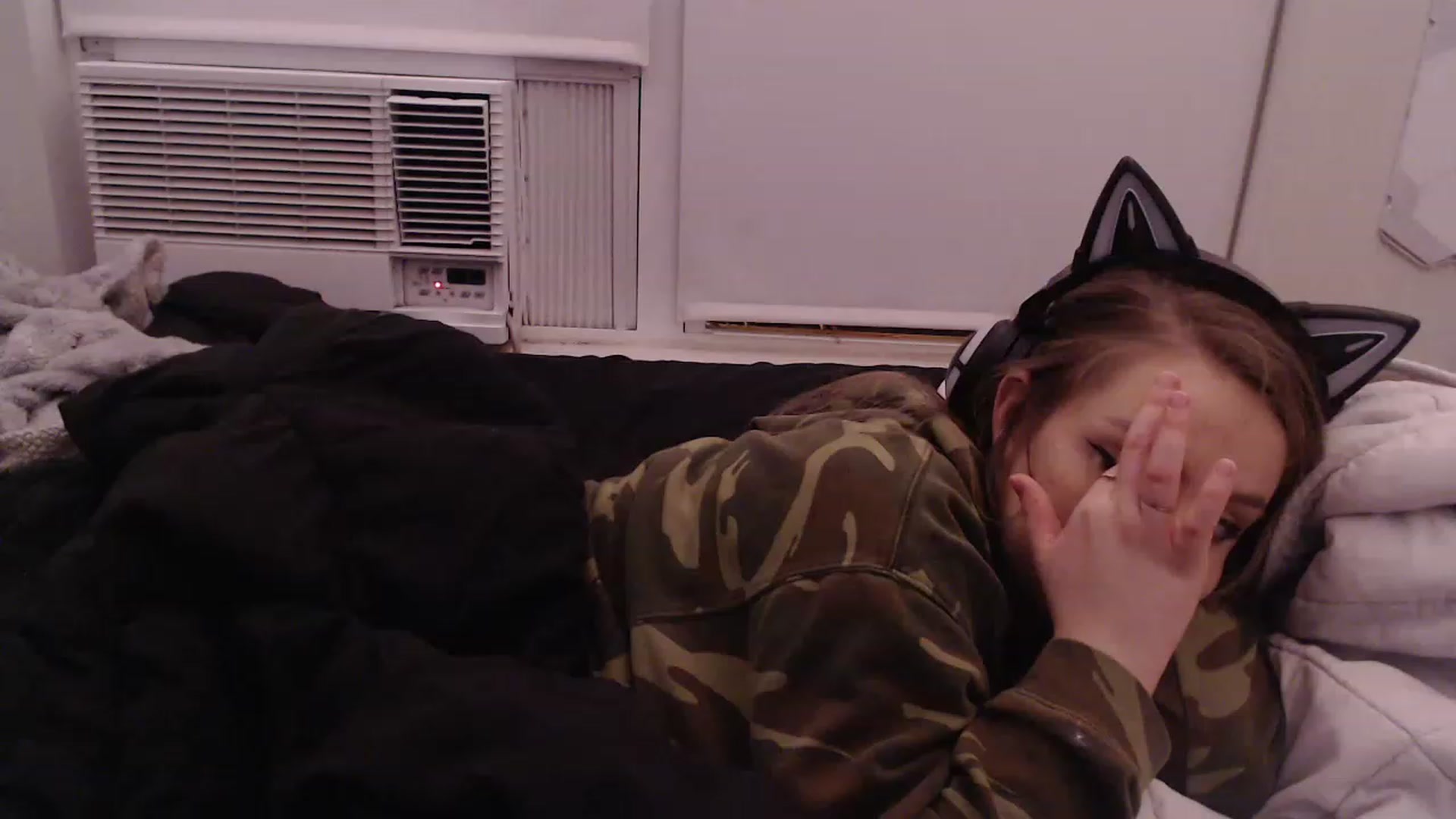 Gallery image thumbnail from LibbyxDoe's myfreecams stream on, 01/02/2023, 13:18 image 18 of 20