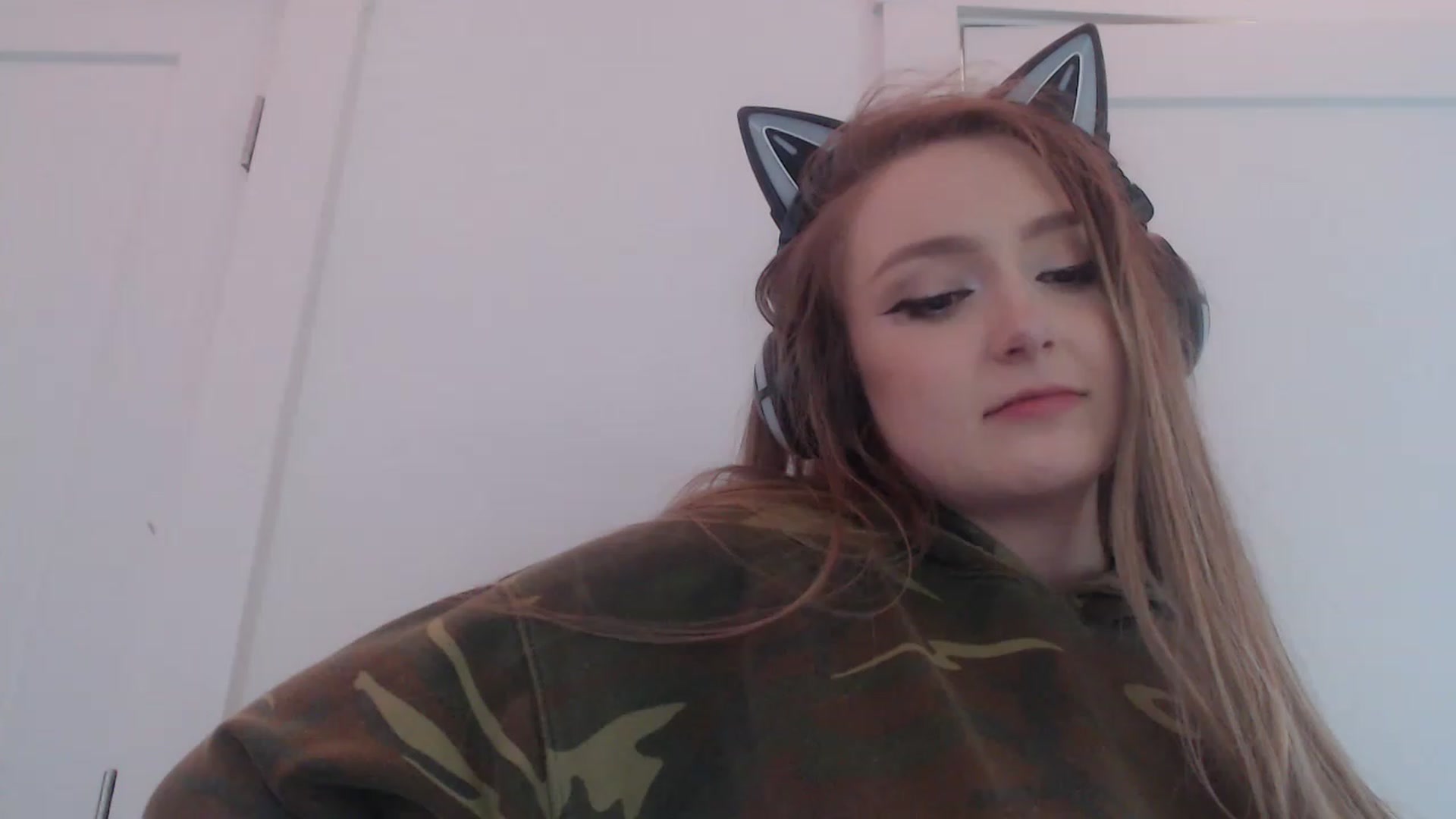 Gallery image thumbnail from LibbyxDoe's myfreecams stream on, 01/02/2023, 16:13 image 3 of 20