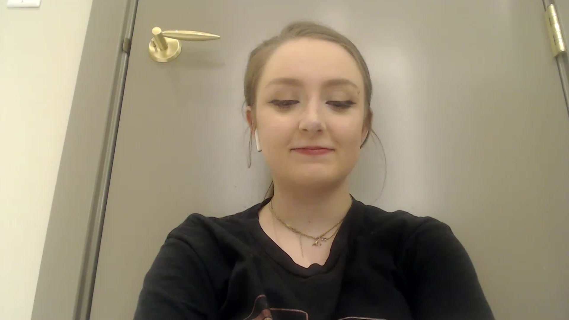 Gallery image thumbnail from LibbyxDoe's myfreecams stream on, 01/05/2023, 11:16 image 5 of 20