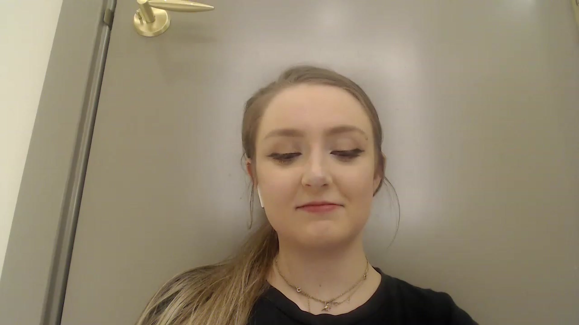 Gallery image thumbnail from LibbyxDoe's myfreecams stream on, 01/05/2023, 11:16 image 8 of 20