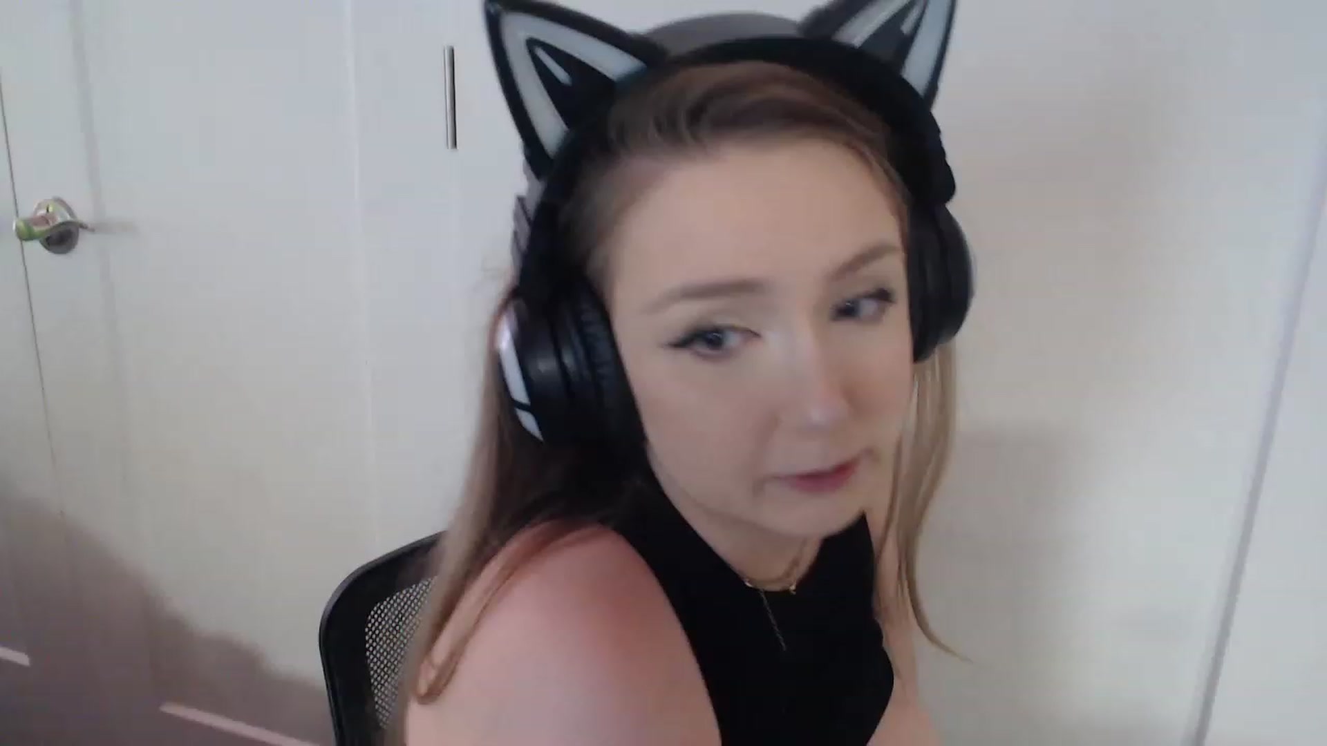 Gallery image thumbnail from LibbyxDoe's myfreecams stream on, 01/09/2023, 10:57 image 16 of 20
