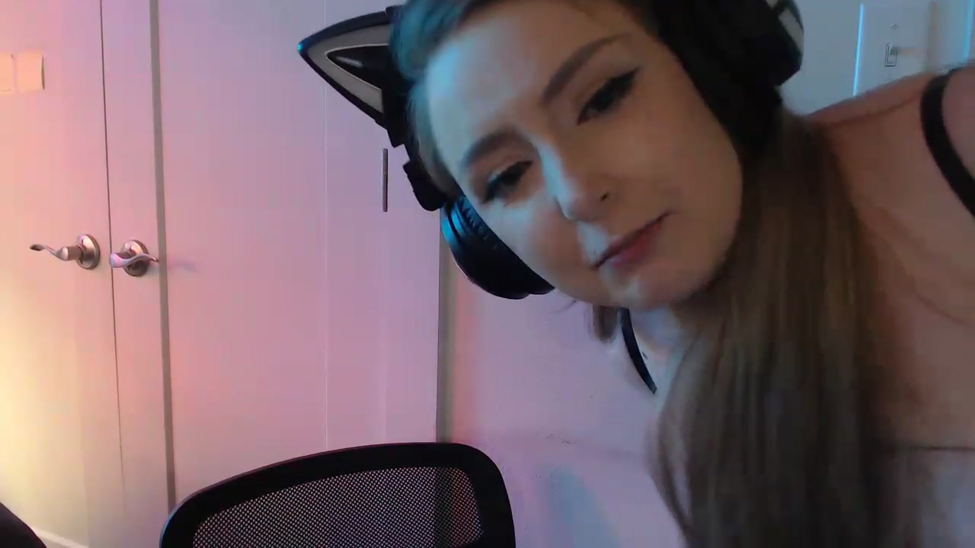 Gallery image thumbnail from LibbyxDoe's myfreecams stream on, 01/09/2023, 14:17 image 20 of 20