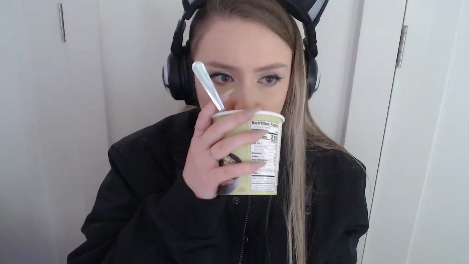 Gallery image thumbnail from LibbyxDoe's myfreecams stream on, 01/09/2023, 17:54 image 7 of 20