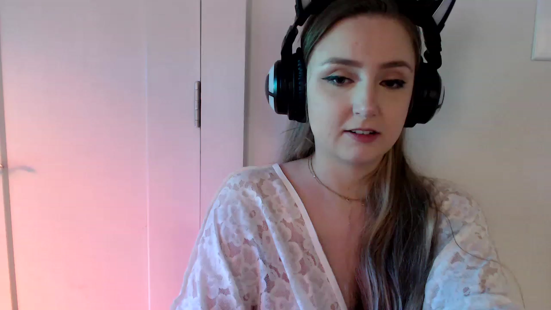 Gallery image thumbnail from LibbyxDoe's myfreecams stream on, 01/15/2023, 16:03 image 1 of 20