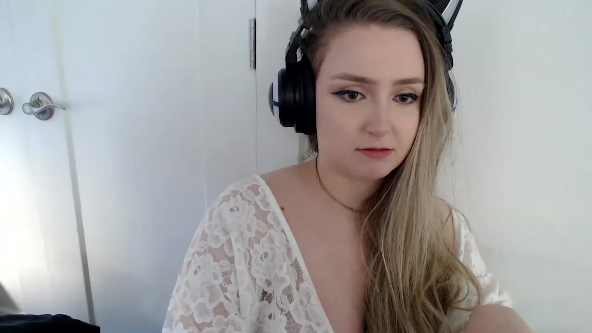 Gallery image thumbnail from LibbyxDoe's myfreecams stream on, 01/15/2023, 16:03 image 20 of 20