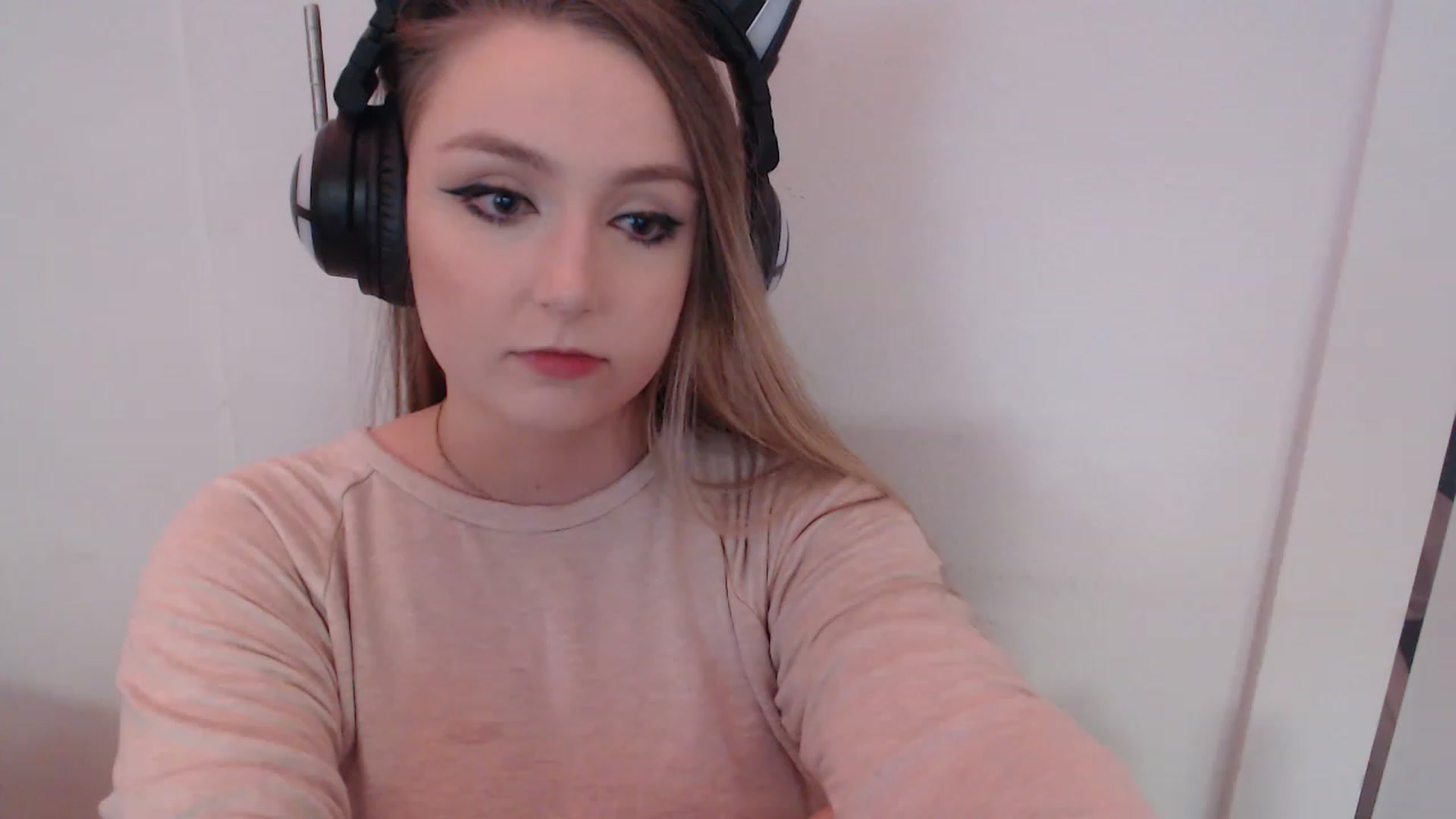Gallery image thumbnail from LibbyxDoe's myfreecams stream on, 01/26/2023, 09:04 image 5 of 20
