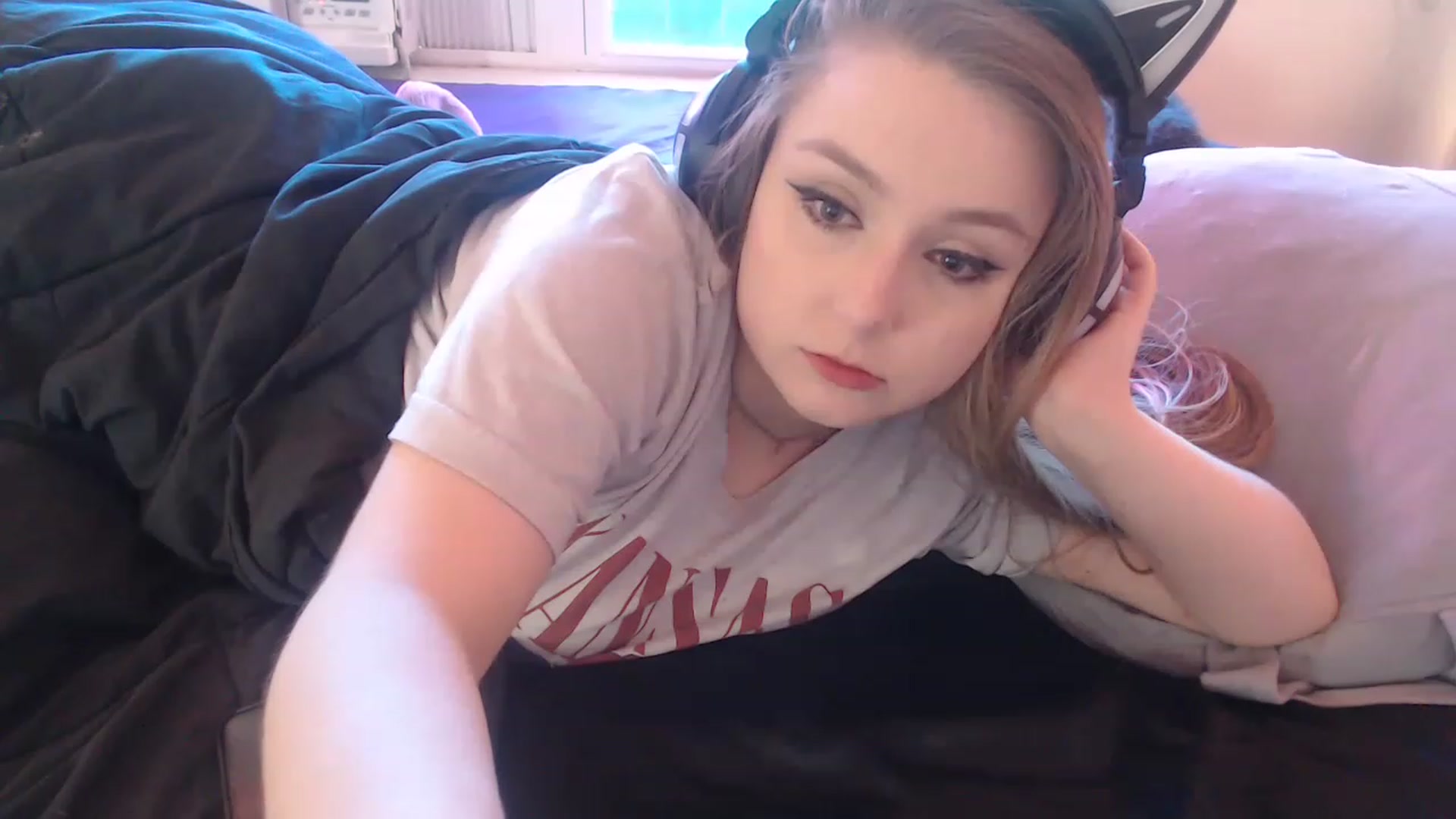 Gallery image thumbnail from LibbyxDoe's myfreecams stream on, 01/26/2023, 16:12 image 14 of 20