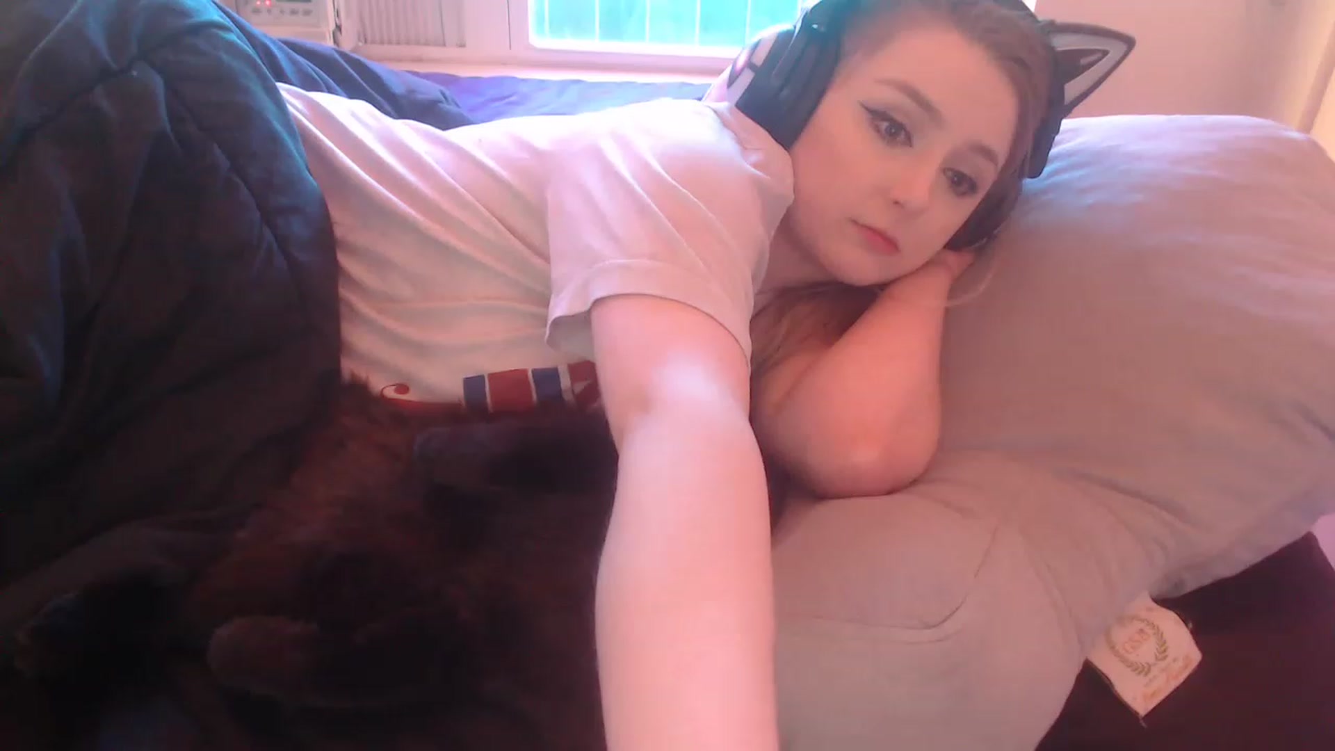 Gallery image thumbnail from LibbyxDoe's myfreecams stream on, 01/26/2023, 16:12 image 7 of 20