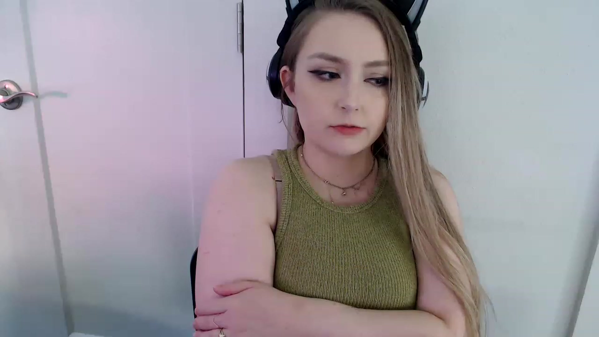 Gallery image thumbnail from LibbyxDoe's myfreecams stream on, 01/28/2023, 19:33 image 17 of 20