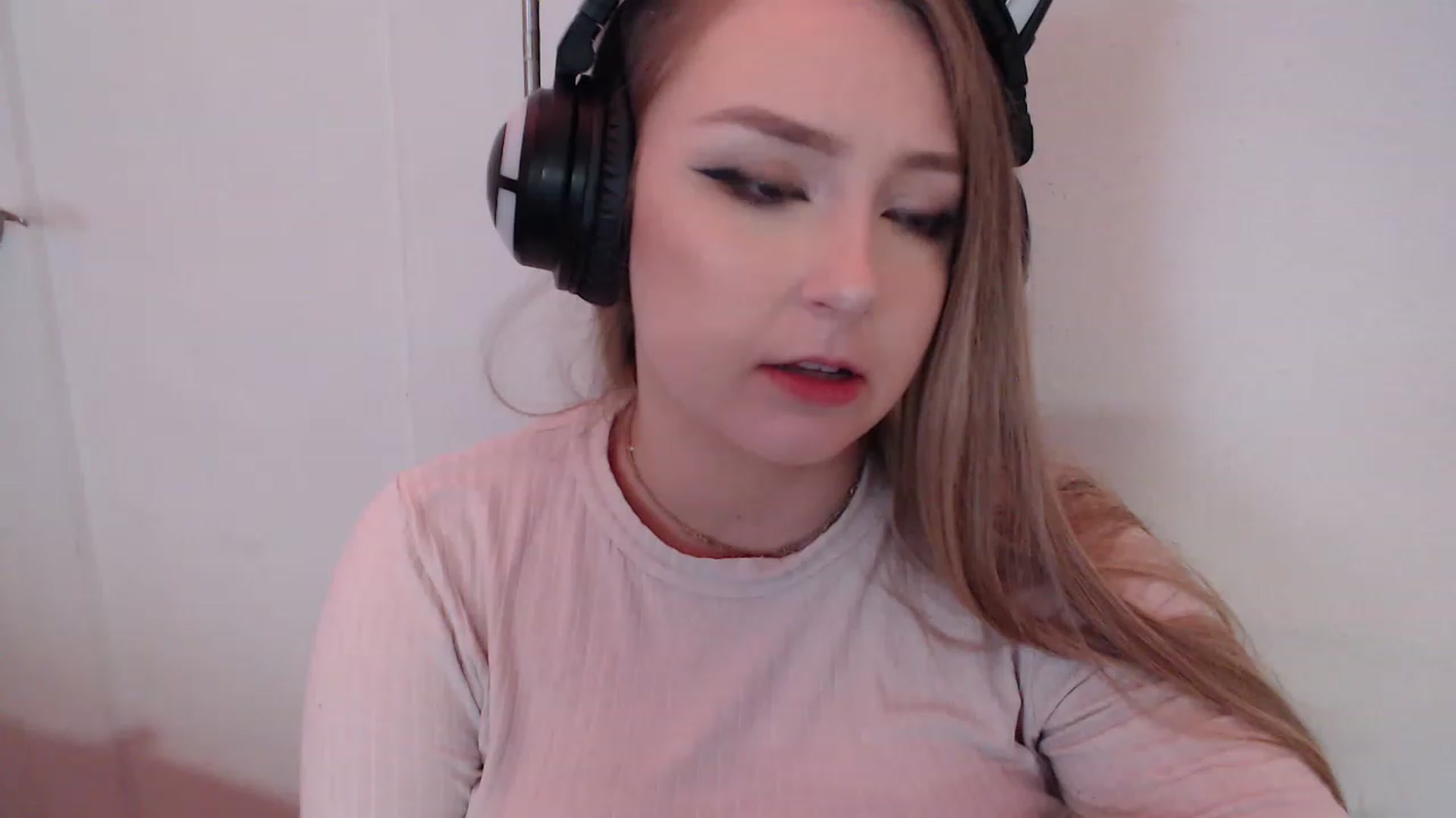 Gallery image thumbnail from LibbyxDoe's myfreecams stream on, 01/29/2023, 09:00 image 7 of 20