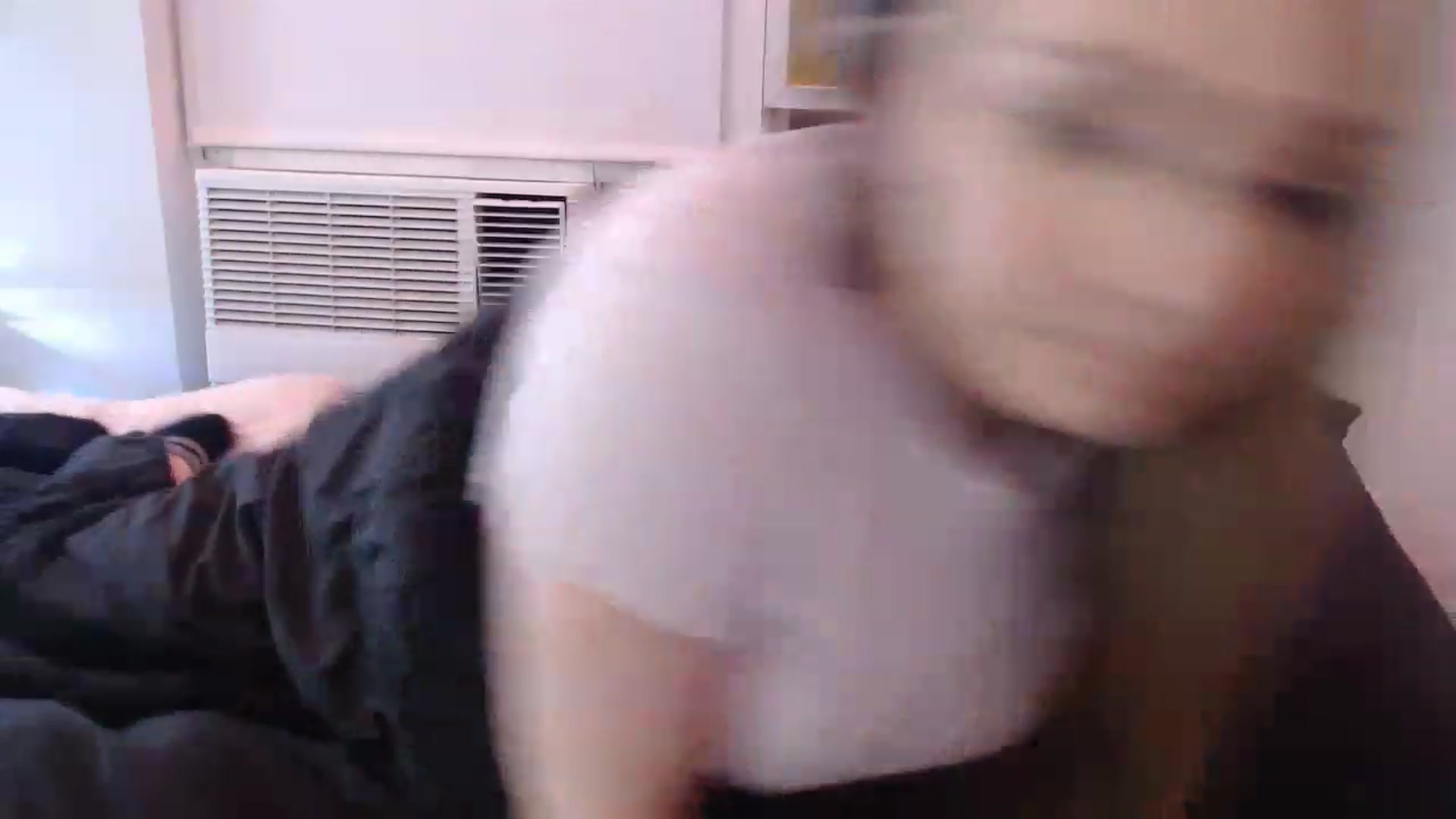 Gallery image thumbnail from LibbyxDoe's myfreecams stream on, 01/31/2023, 11:09 image 17 of 20