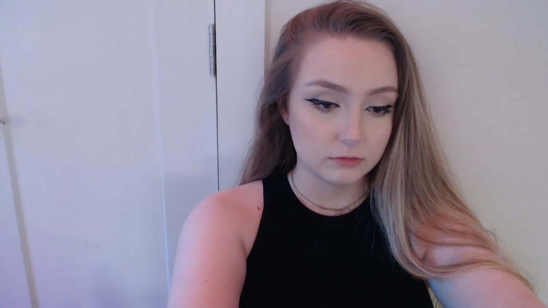 Gallery image thumbnail from LibbyxDoe's myfreecams stream on, 02/01/2023, 15:41 image 12 of 20