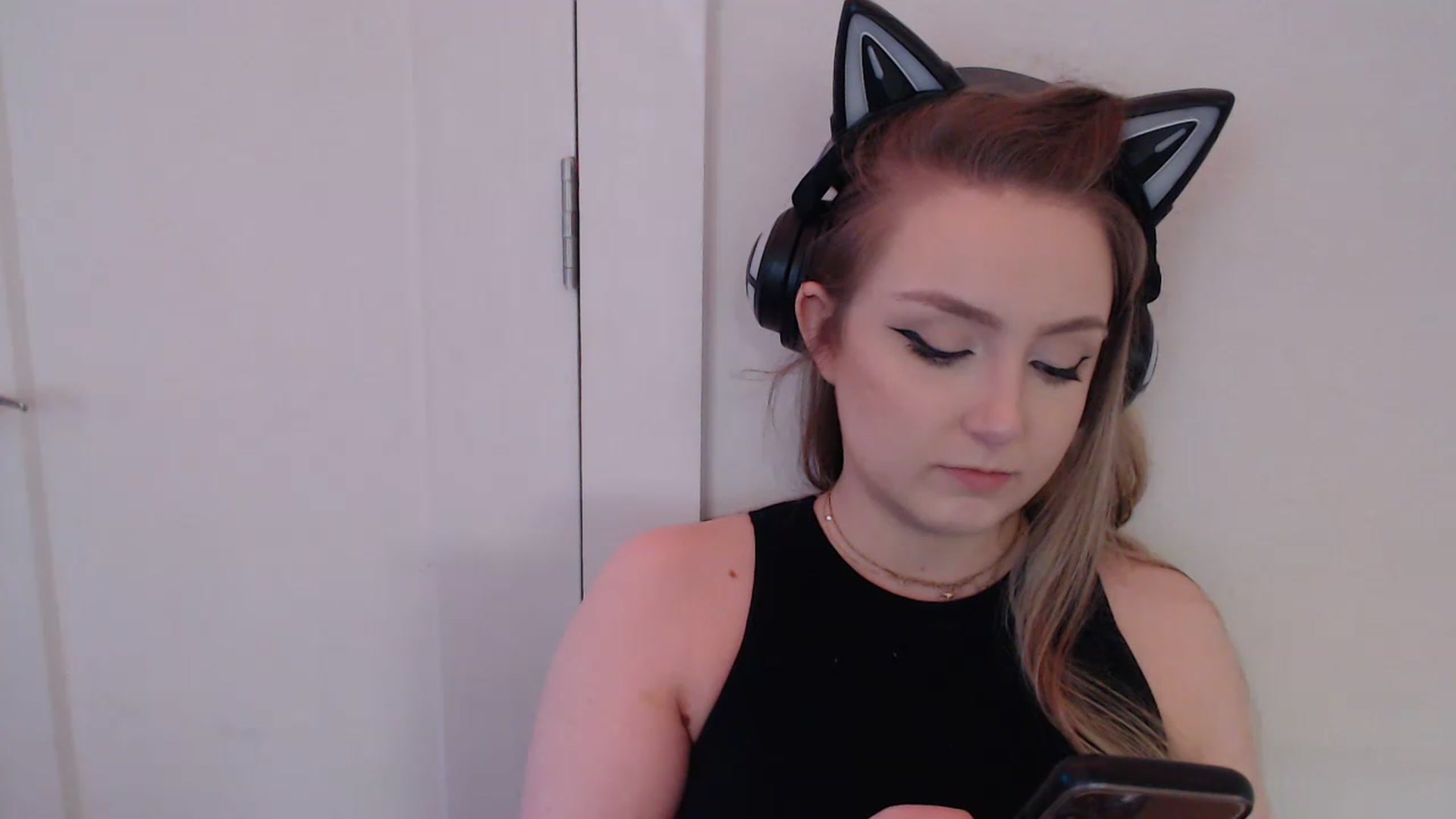 Gallery image thumbnail from LibbyxDoe's myfreecams stream on, 02/01/2023, 15:41 image 6 of 20