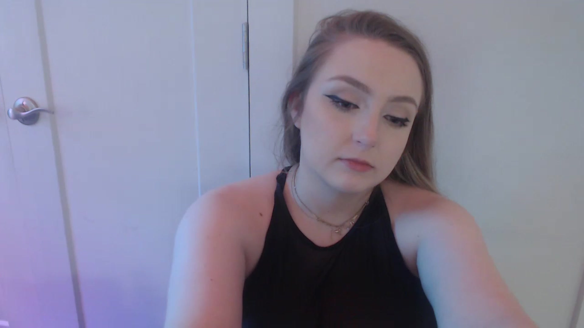 Gallery image thumbnail from LibbyxDoe's myfreecams stream on, 02/01/2023, 16:05 image 13 of 20